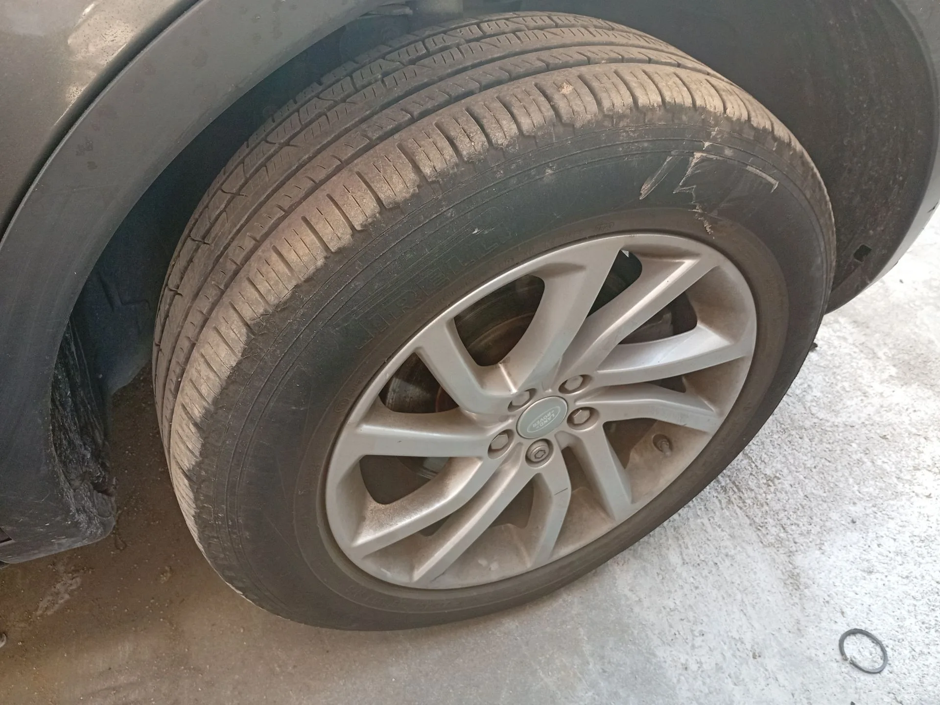 Mangueta Delantera Derecha para Land Rover Discovery Sport (L550)