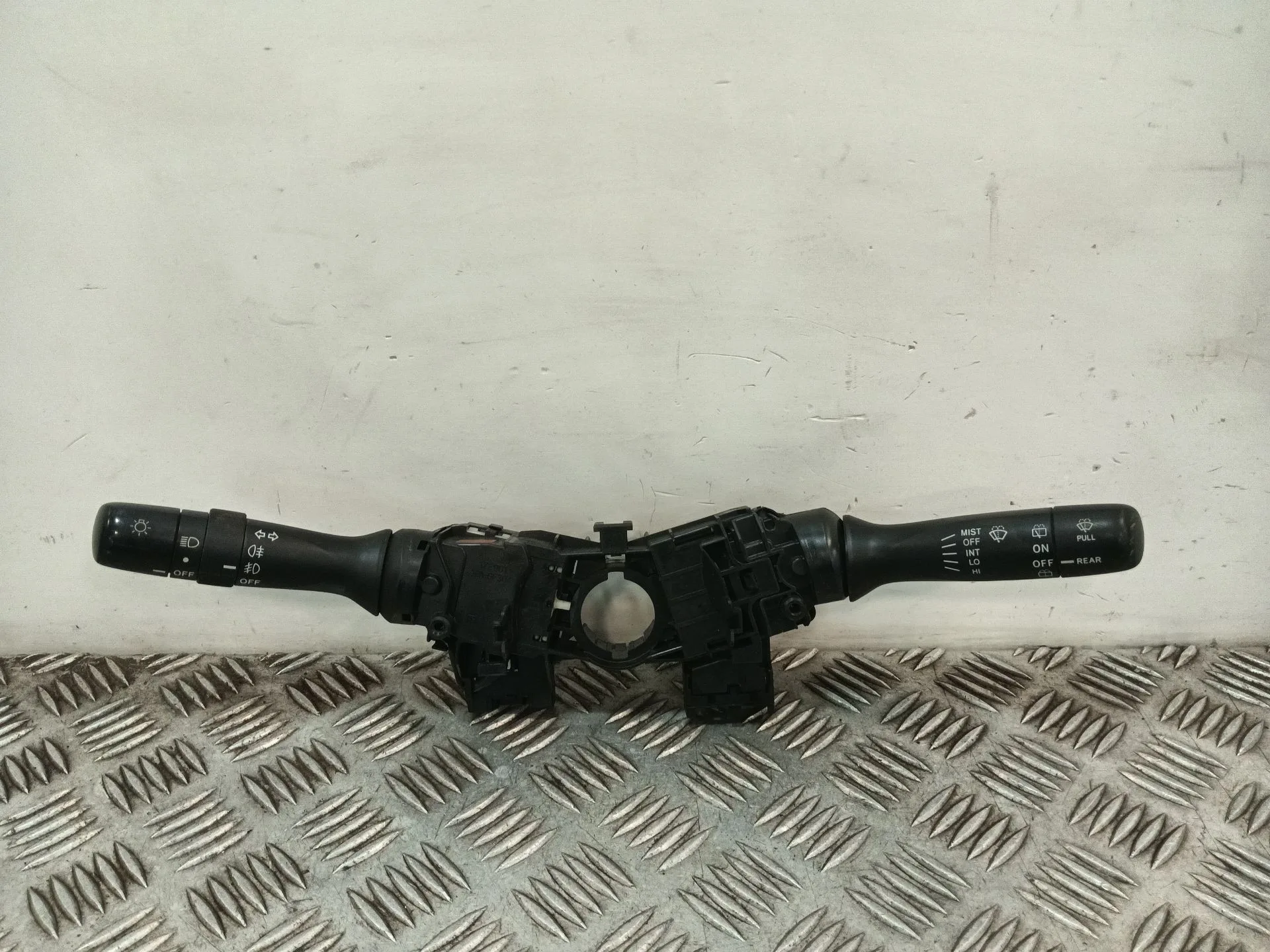 Mando Multifuncion para Toyota Yaris (_P9_)