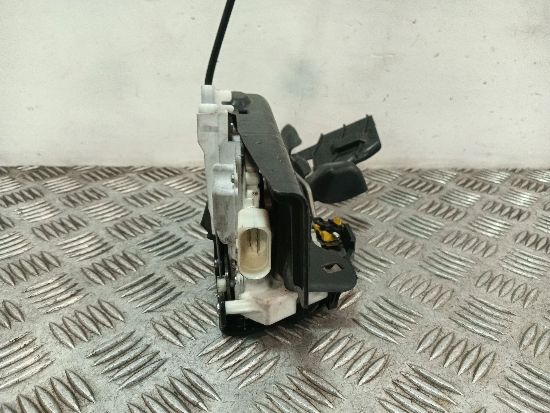 Cerradura Puerta Delantera Izquierda para Seat Exeo St (3R5)(2009>)