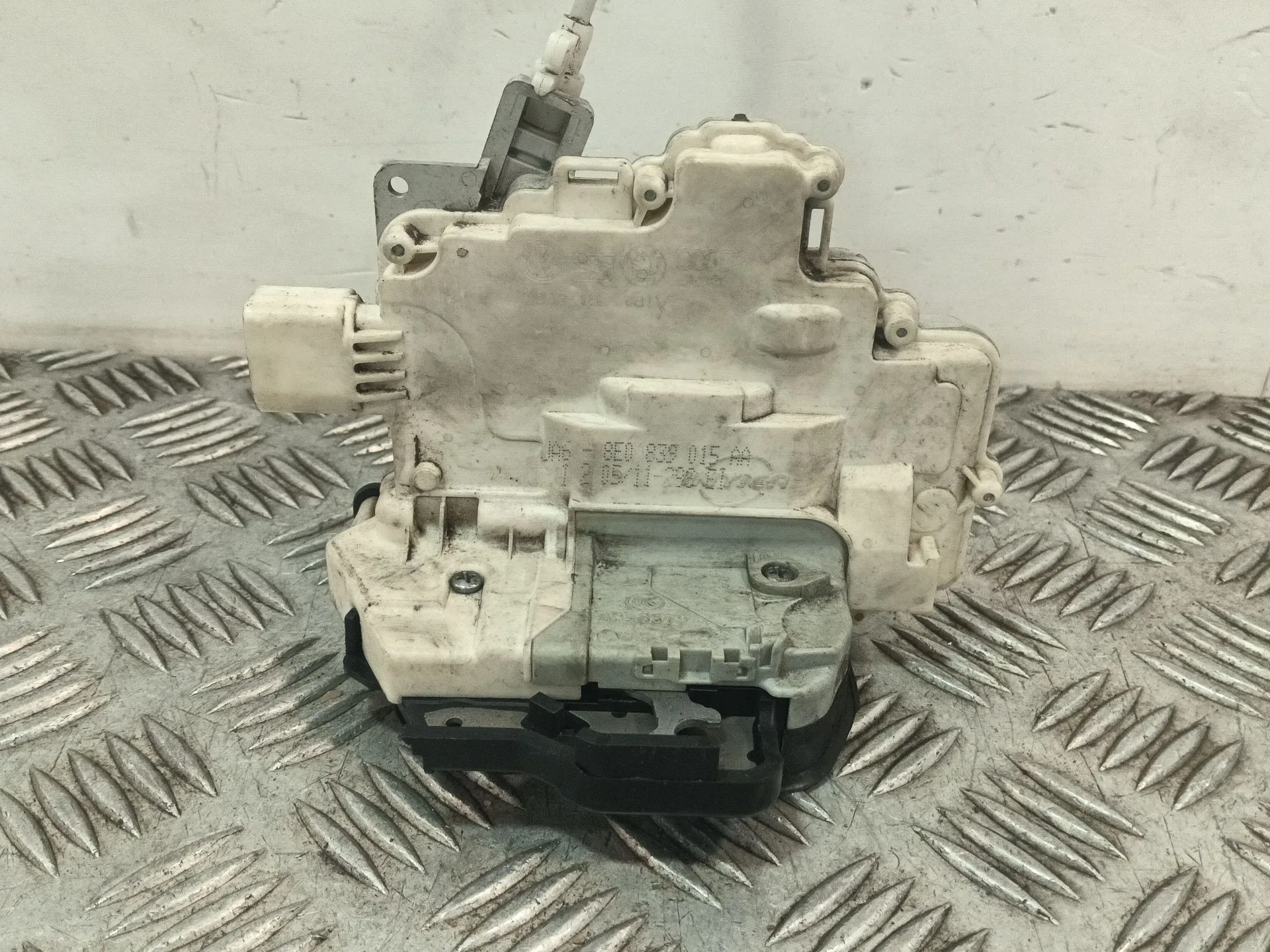 Cerradura Puerta Trasera Izquierda para Seat Exeo St (3R5)(2009>)