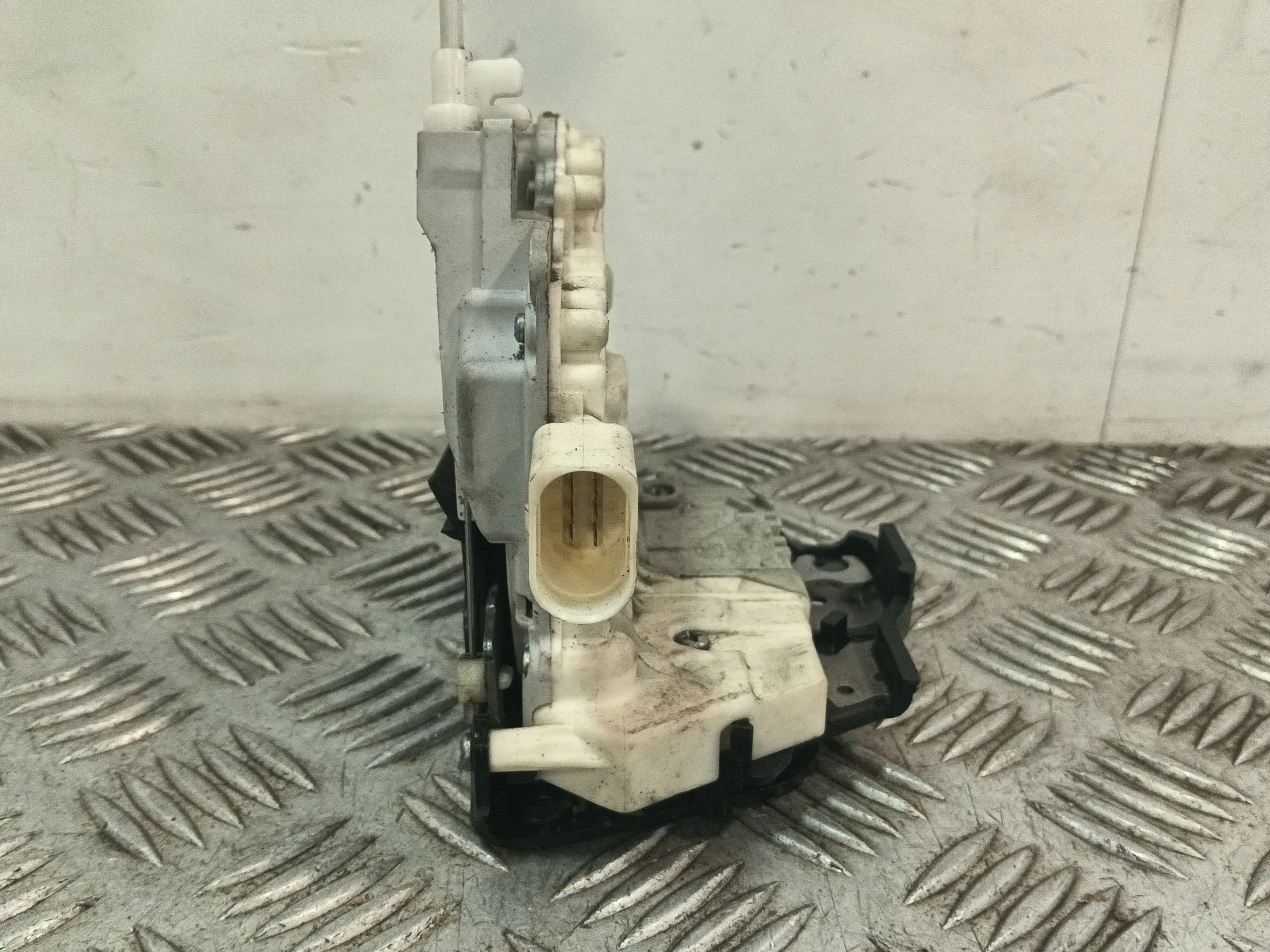 Cerradura Puerta Trasera Izquierda para Seat Exeo St (3R5)(2009>)