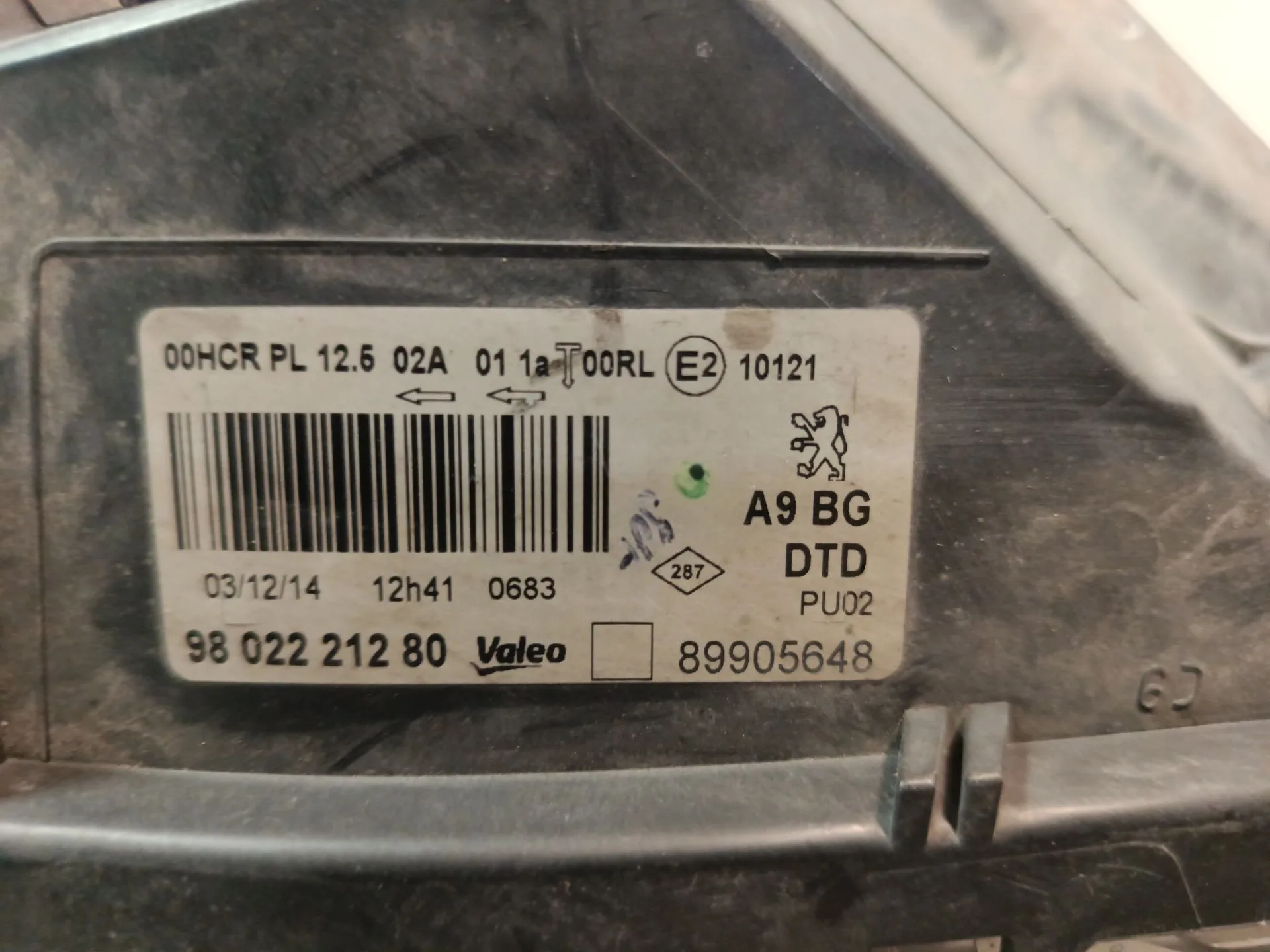 Faro Derecho para Peugeot 208 I (Ca_, Cc_)