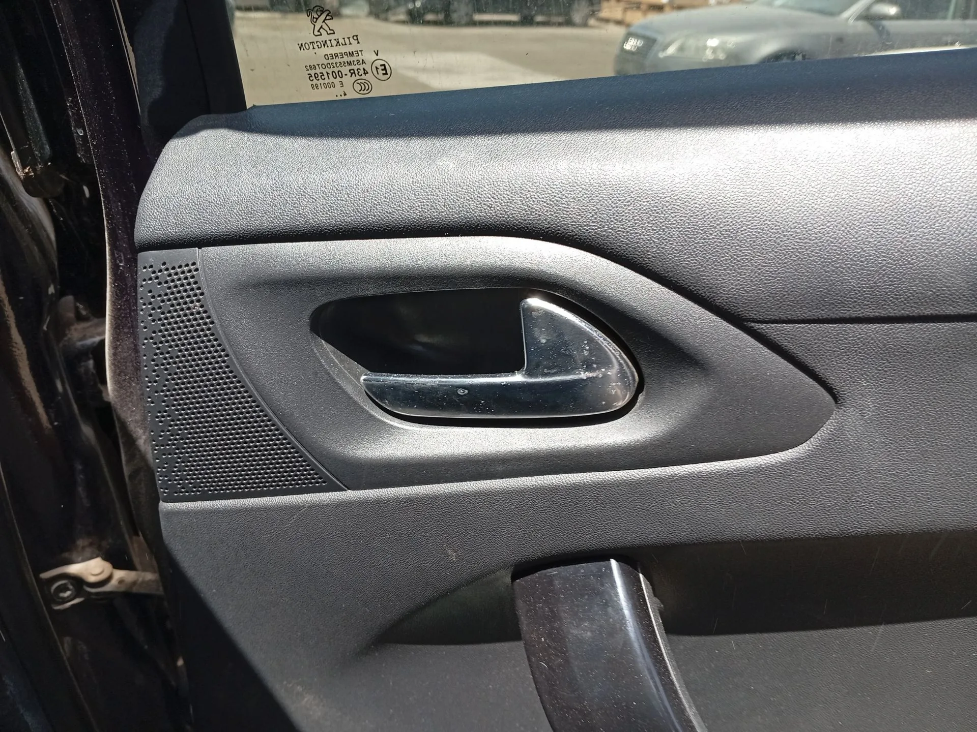 Maneta Interior Trasera Derecha para Peugeot 208 I (Ca_, Cc_)