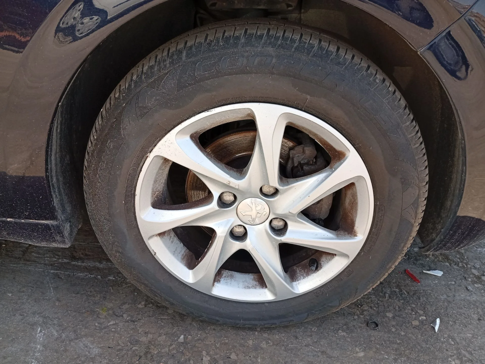 Mangueta Delantera Derecha para Peugeot 208 I (Ca_, Cc_)