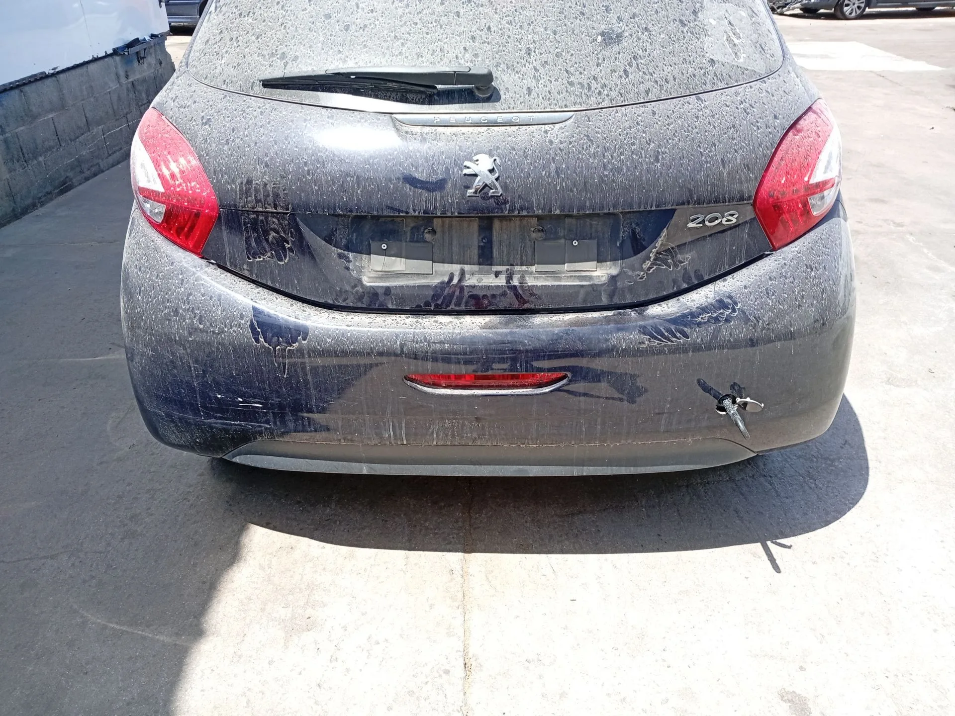 Paragolpes Trasero para Peugeot 208 I (Ca_, Cc_)