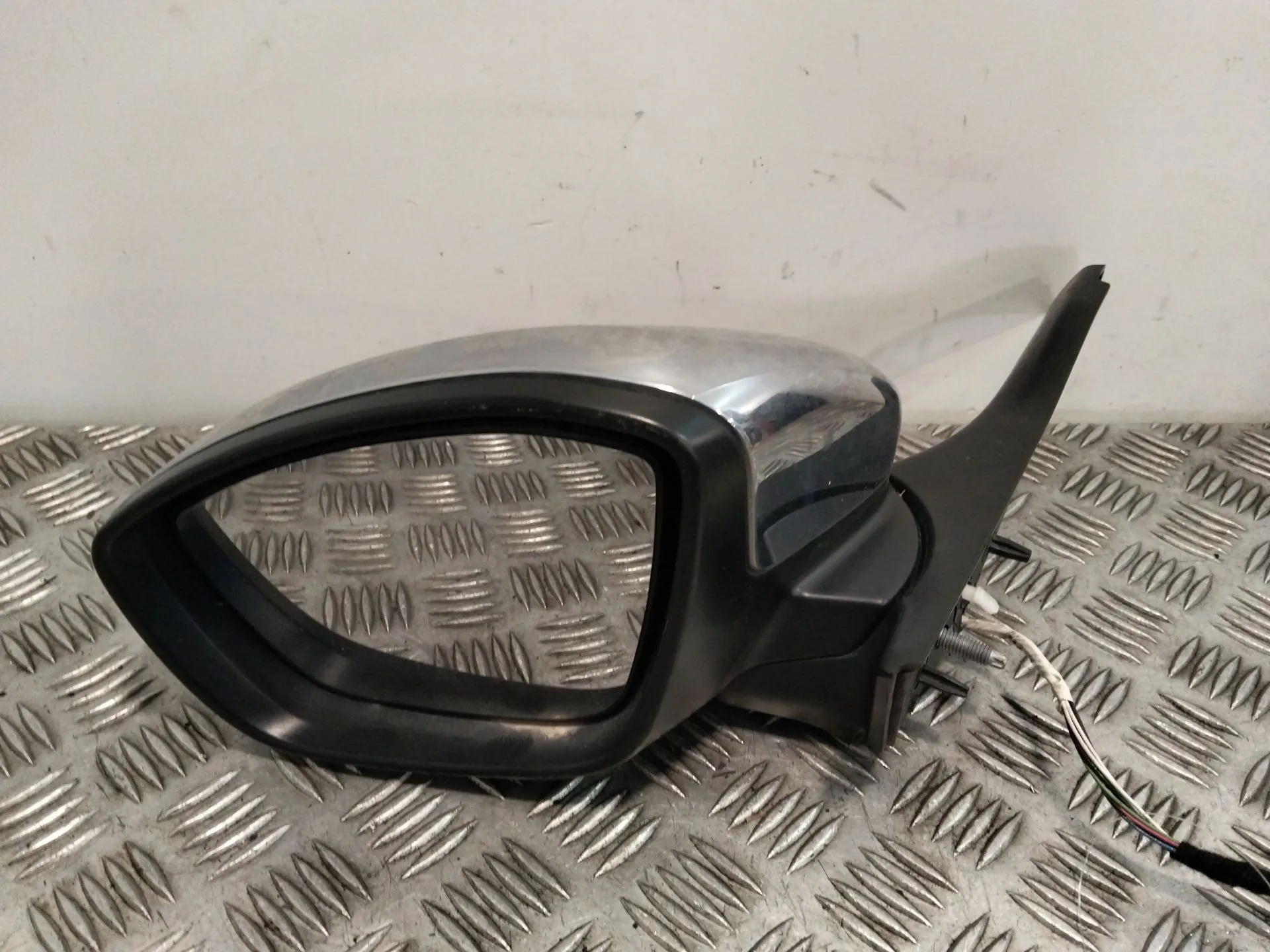 Retrovisor Izquierdo para Peugeot 208 I (Ca_, Cc_)