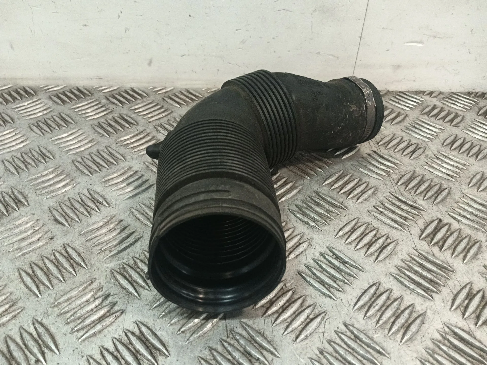 Tubo para Audi A1 (8X1, 8Xk)