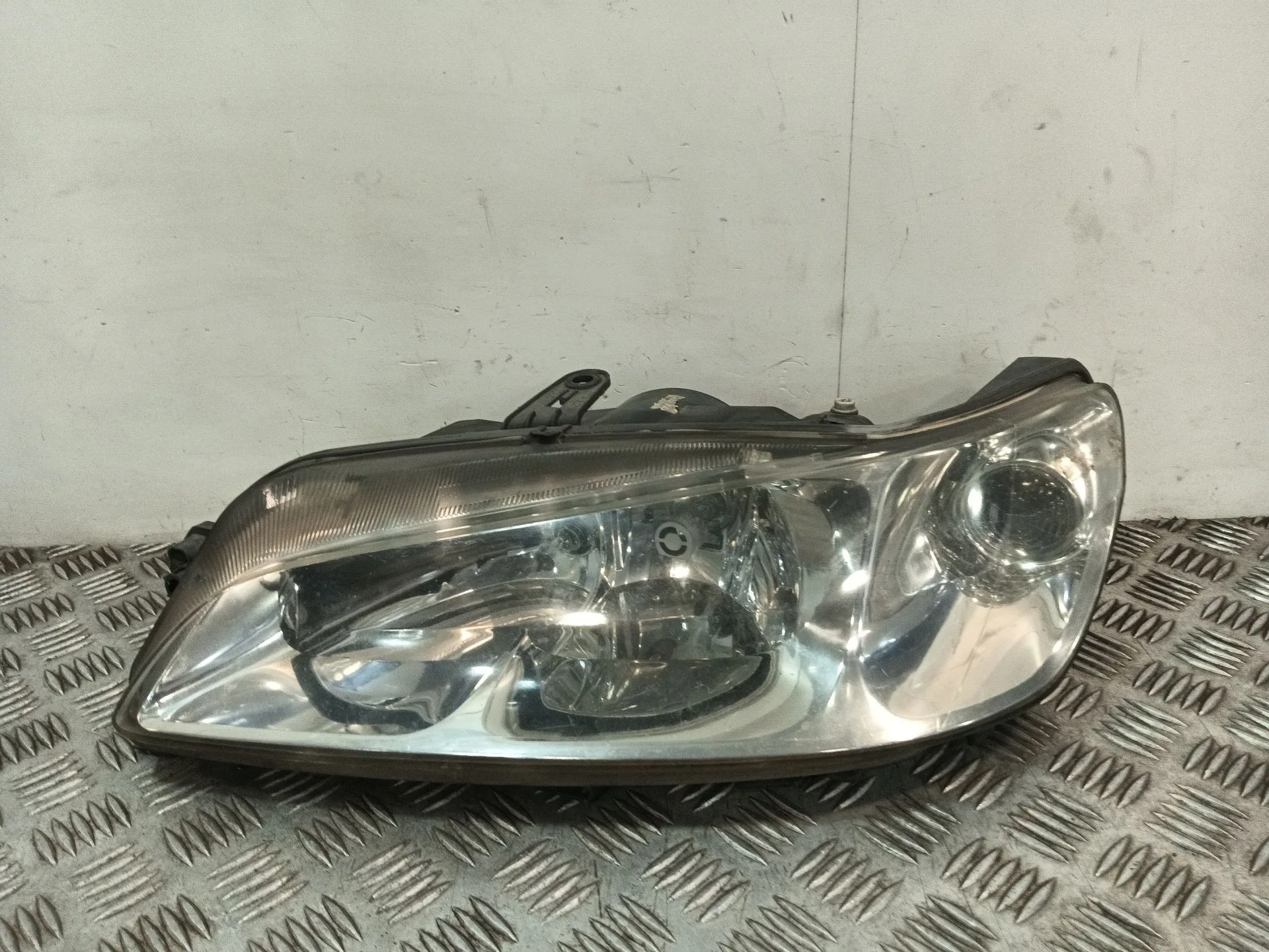 Faro Izquierdo para Peugeot 306 Break (7E, N3, N5)