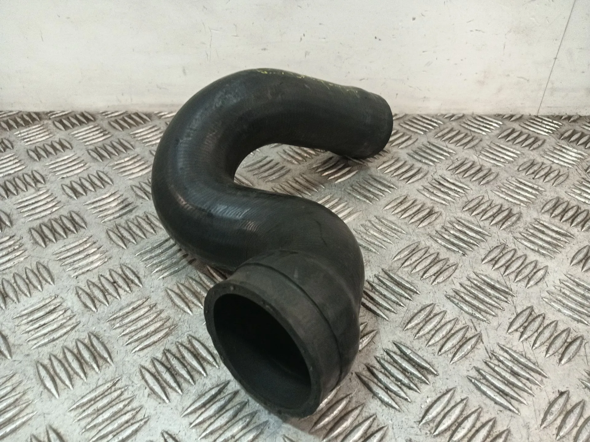 Tubo para Audi A6 C5 Avant (4B5, 4B6)