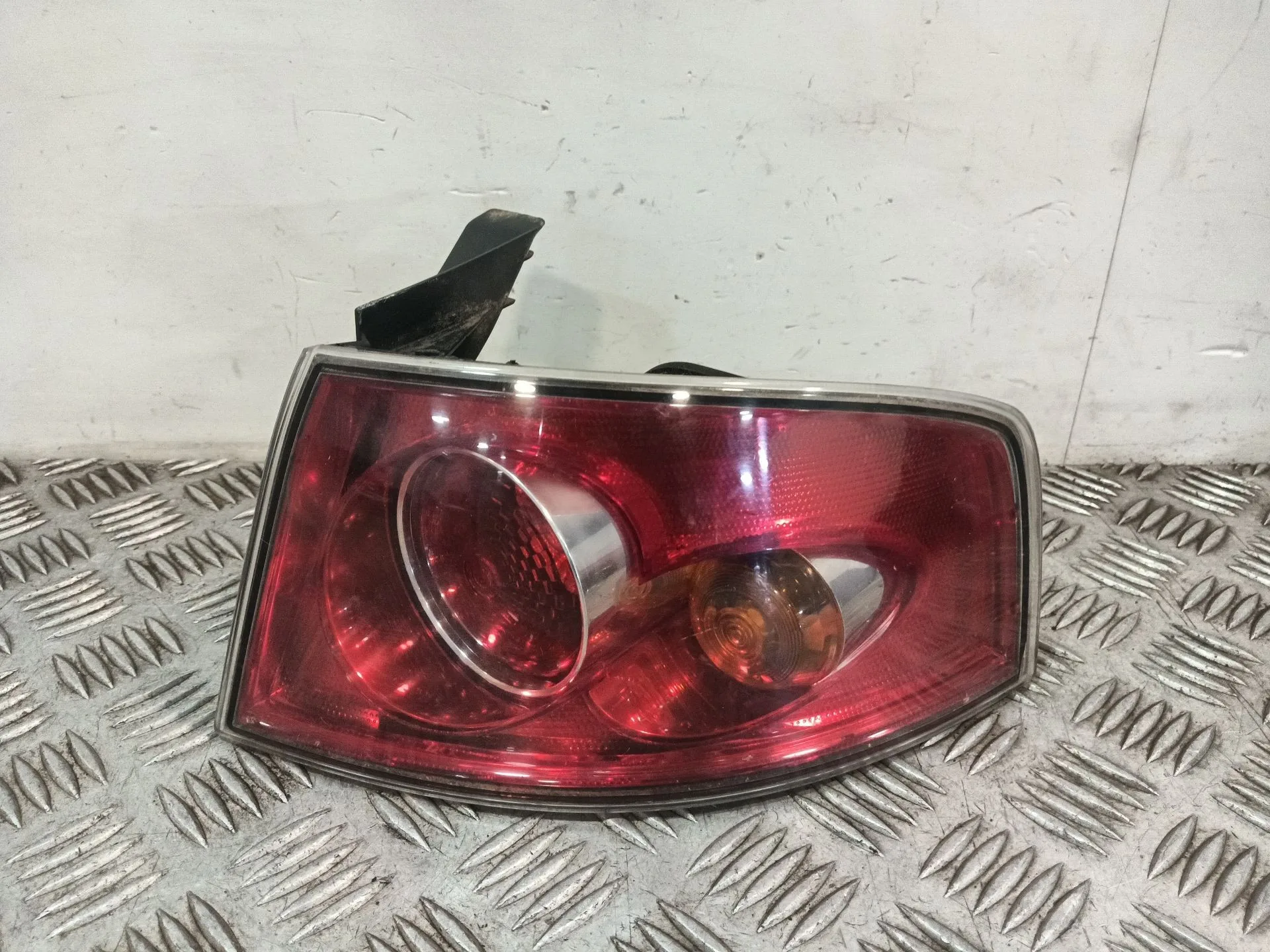 Piloto Trasero Derecho para Seat Ibiza Iii (6L1)