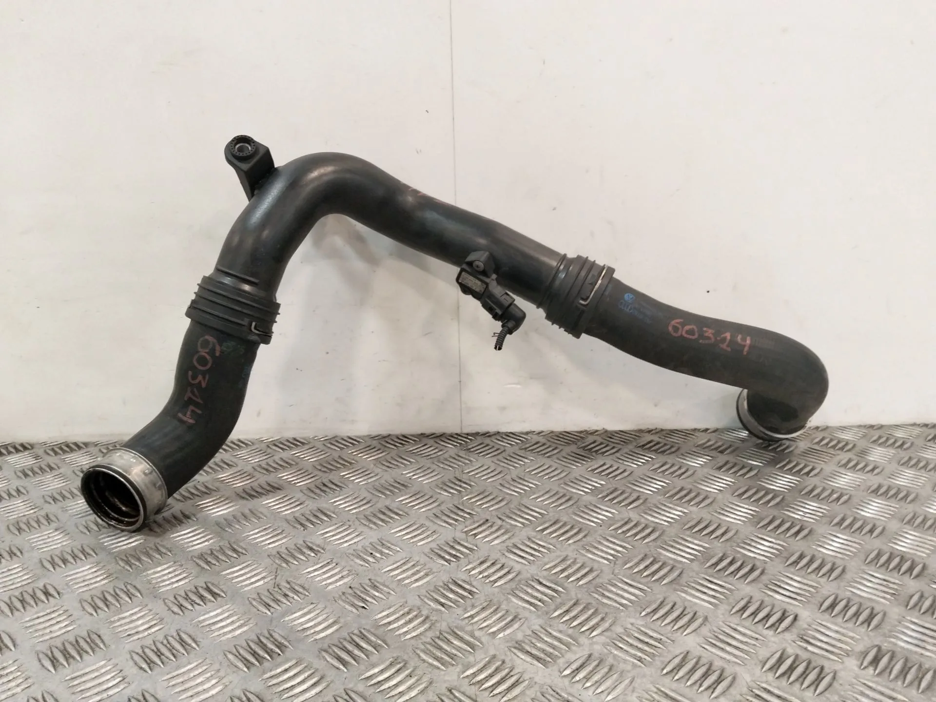 Tubo para Volkswagen Passat B6 (3C2)