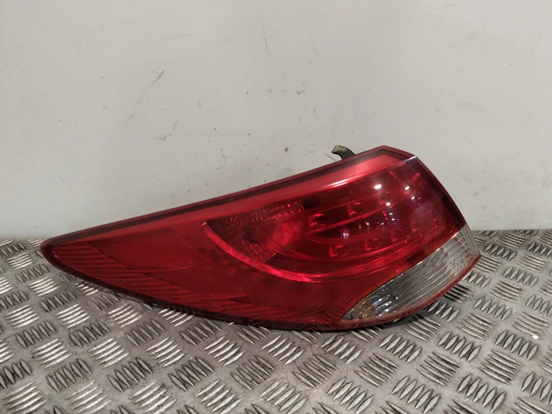 Piloto Trasero Izquierdo para Hyundai Ix35 (Lm, El, Elh)