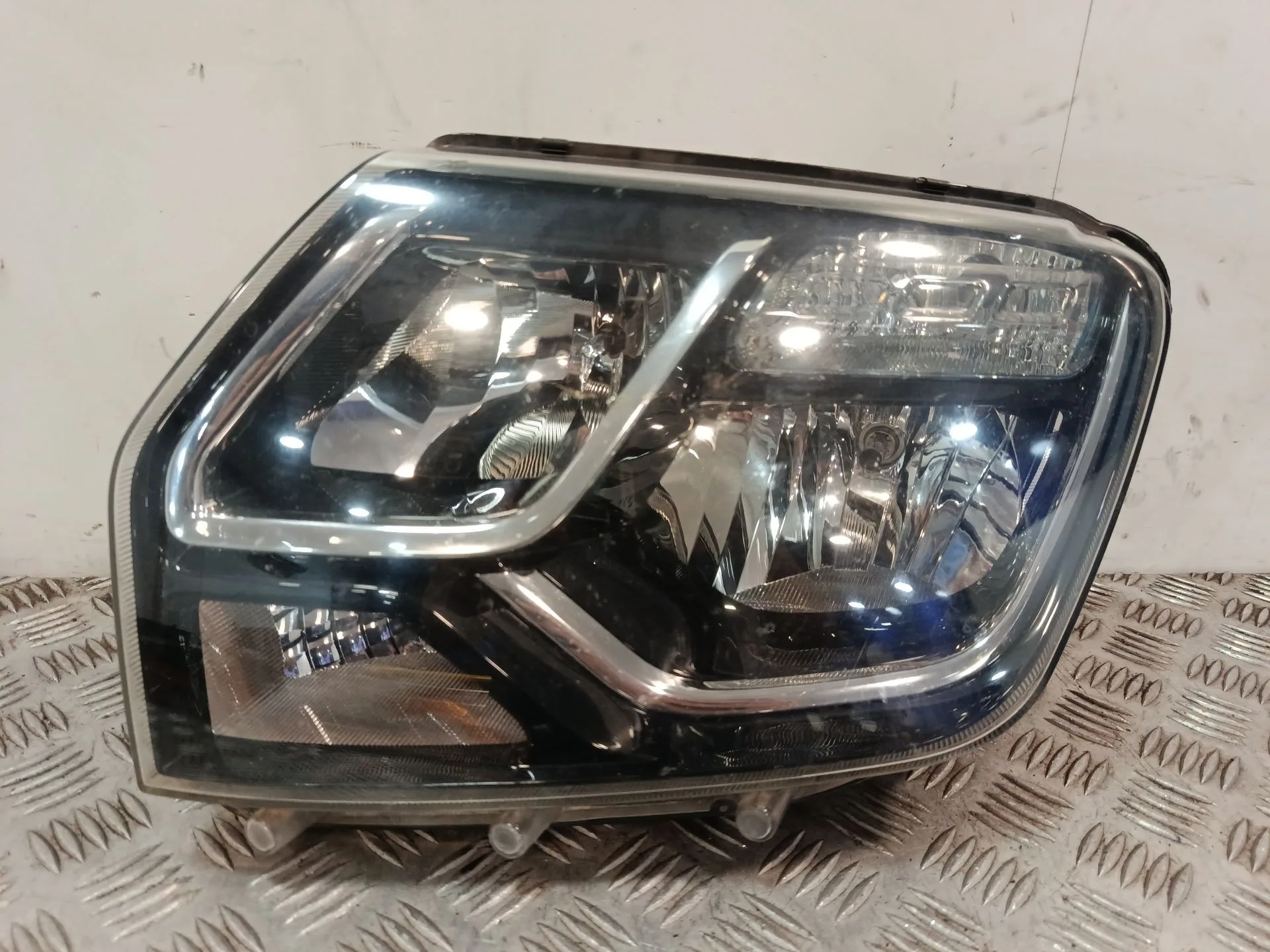 Faro Izquierdo para Dacia Duster (Hs_)