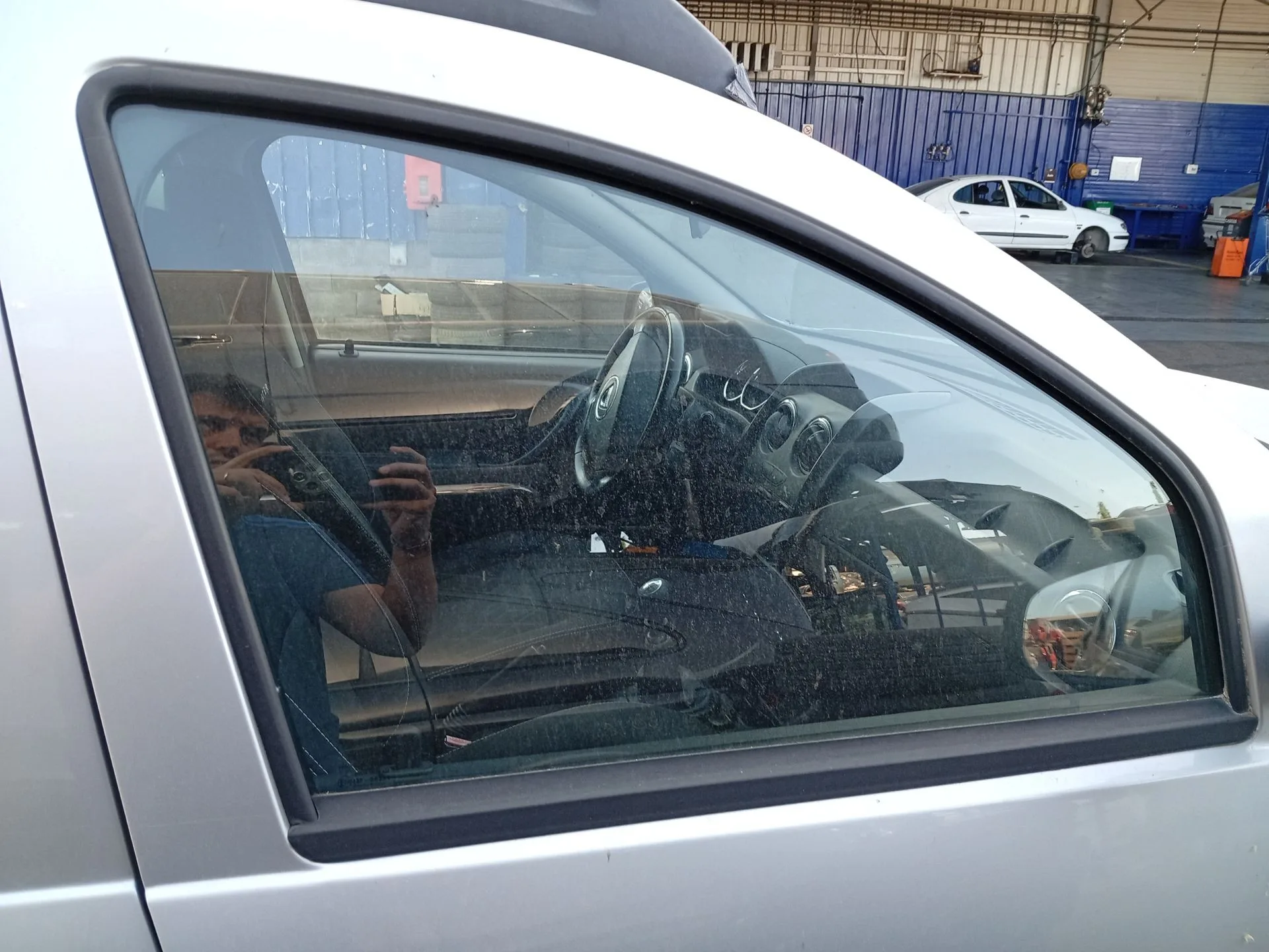 Luna Delantera Derecha para Dacia Duster (Hs_)