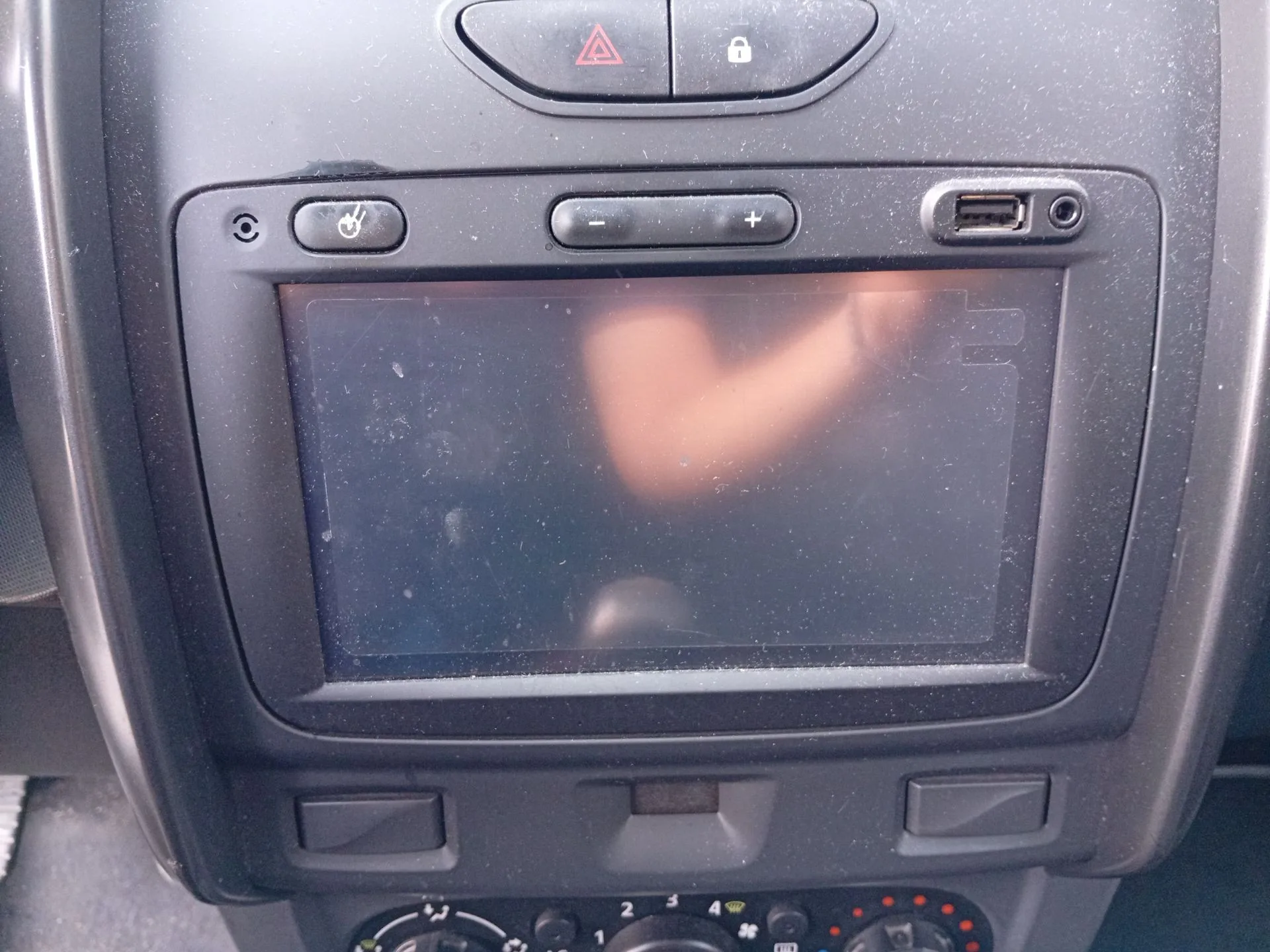 Pantalla / Mando Multifuncion para Dacia Duster (Hs_)