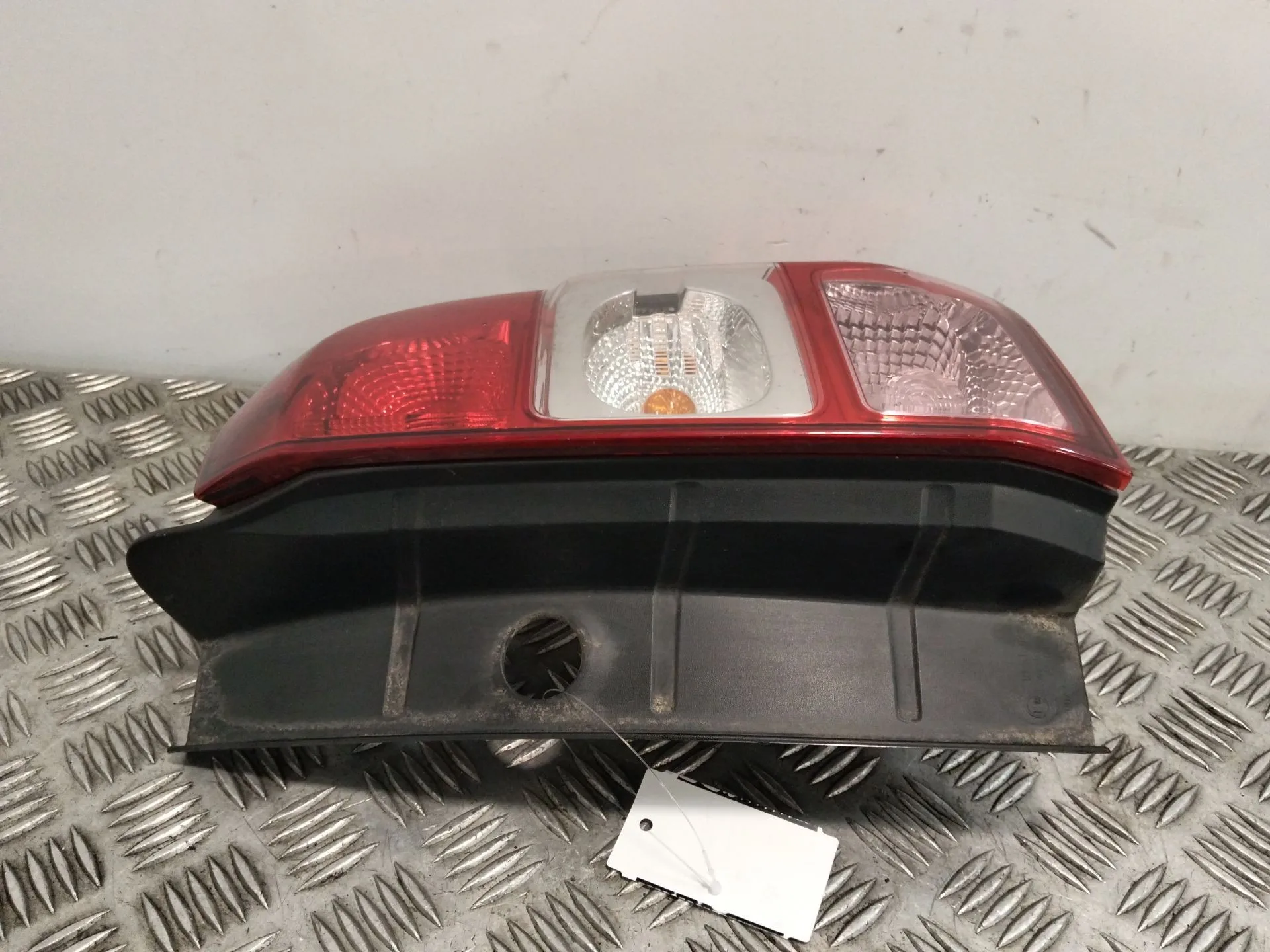 Piloto Trasero Derecho para Dacia Duster (Hs_)