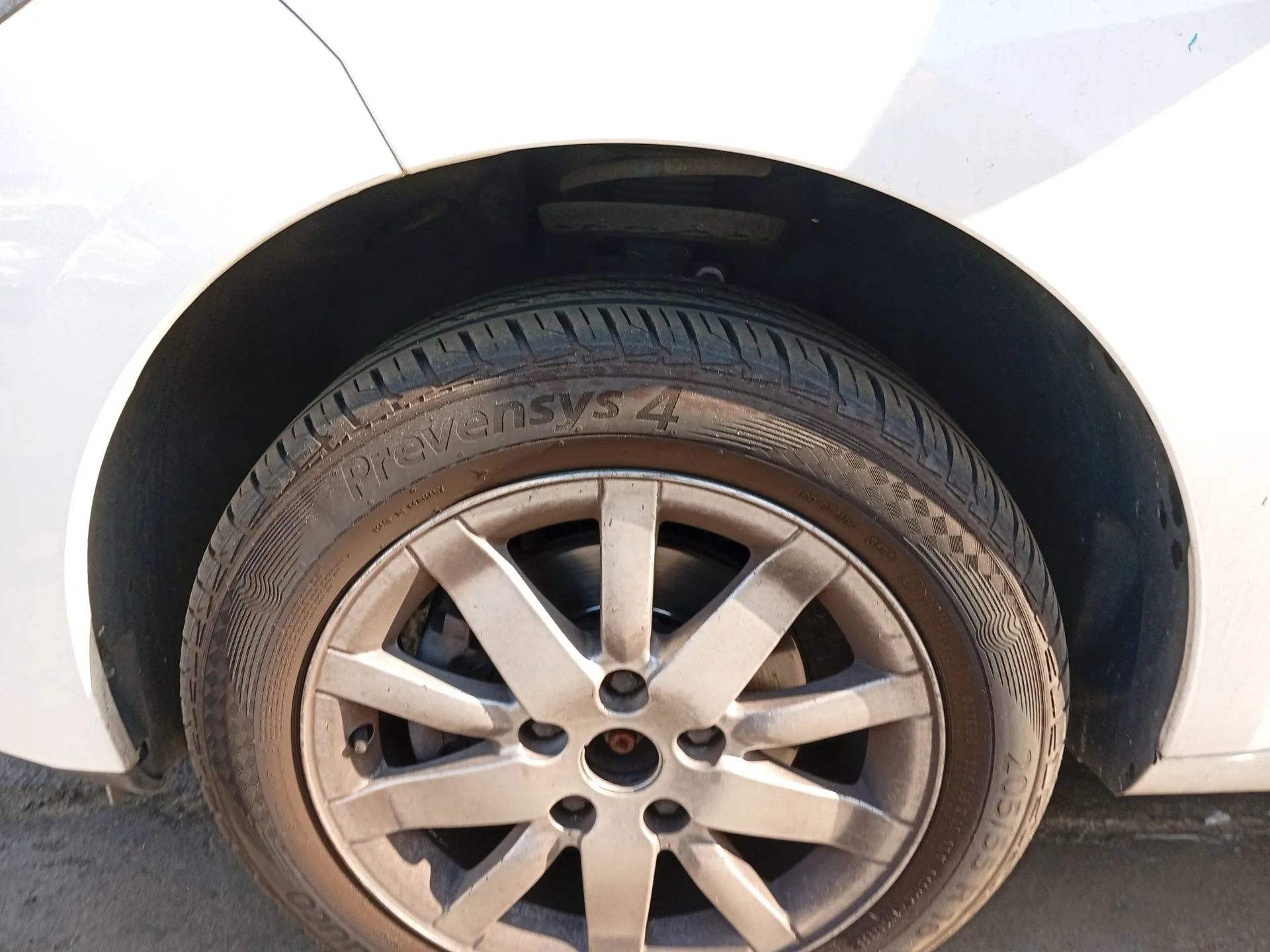 Paso De Rueda Delantero Izquierdo para Renault Megane Iii Hatchback (Bz0/1_, B3_)