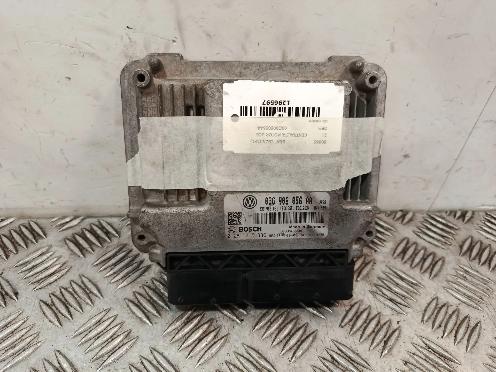 Centralita Motor Uce para Seat Leon (1P1)