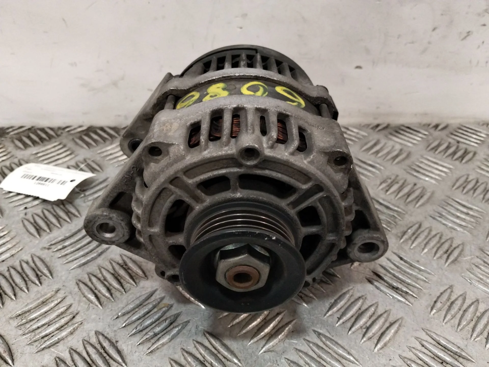 Alternador para Chevrolet Aveo / Kalos Hatchback (T250, T255)