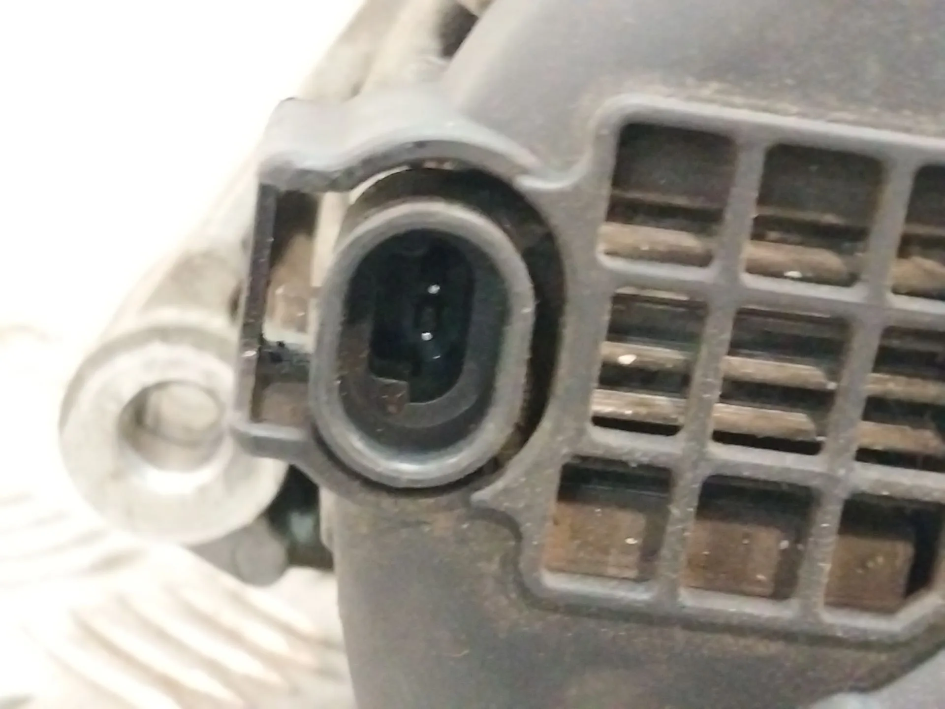 Alternador para Chevrolet Aveo / Kalos Hatchback (T250, T255)