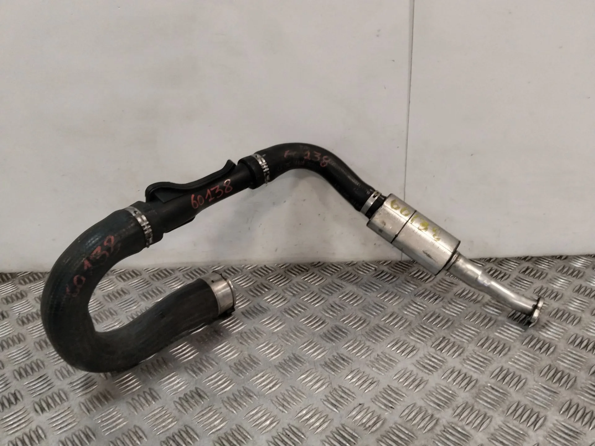 Tubo para Chevrolet Aveo Hatchback (T300)