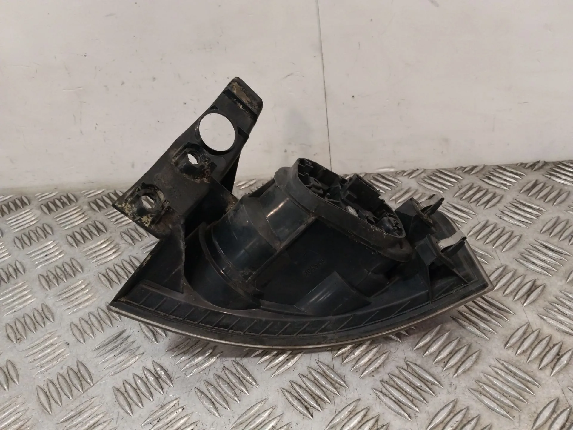 Piloto Trasero Izquierdo para Seat Ibiza Iii (6L1)