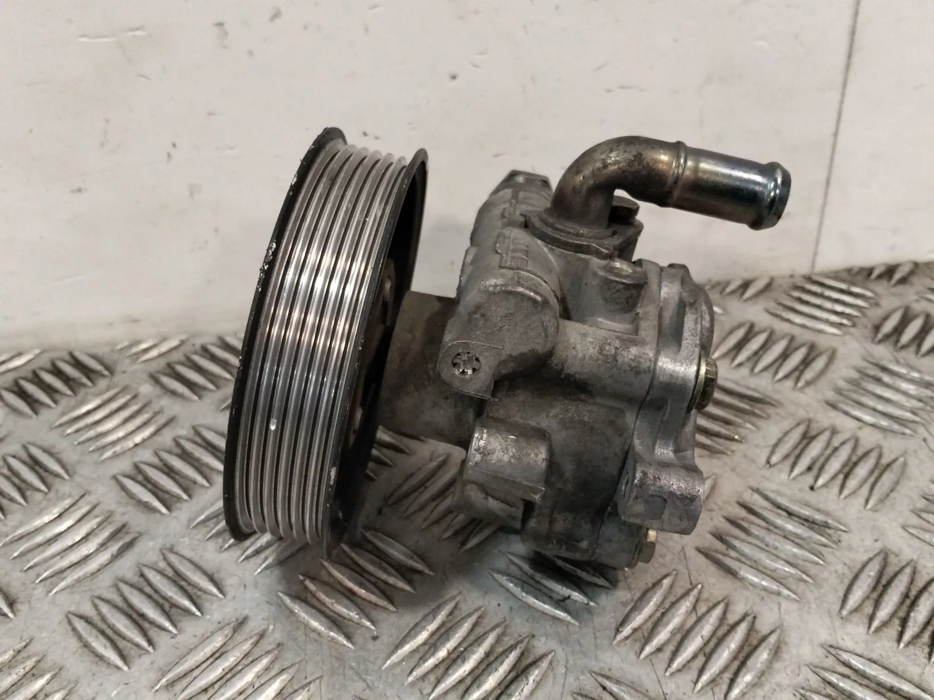Bomba Direccion para Volkswagen Golf Iv (1J1)