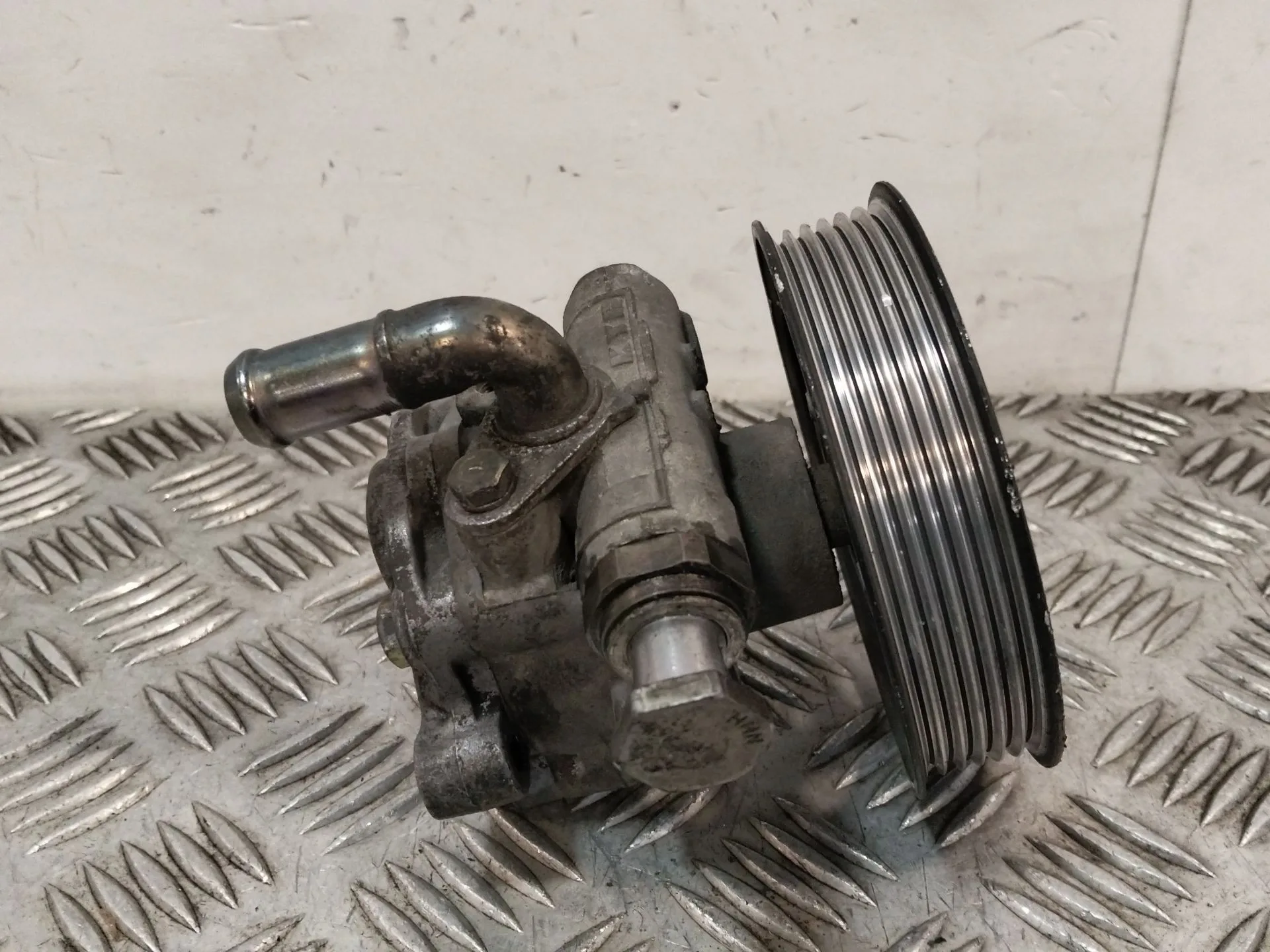 Bomba Direccion para Volkswagen Golf Iv (1J1)