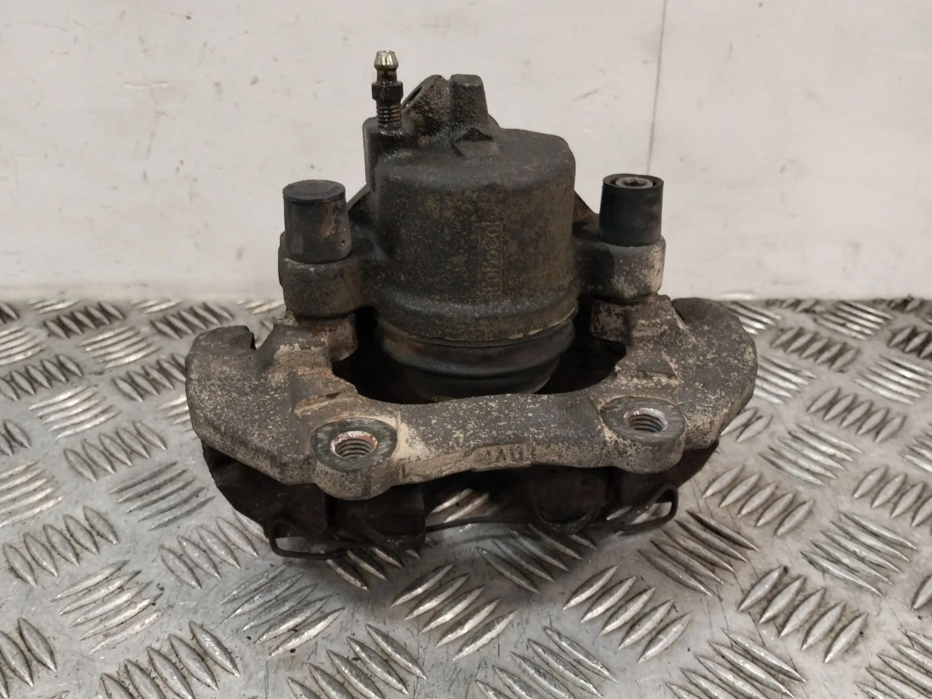 Pinza Freno Delantera Izquierda para Ford Focus C-Max (Dm2)