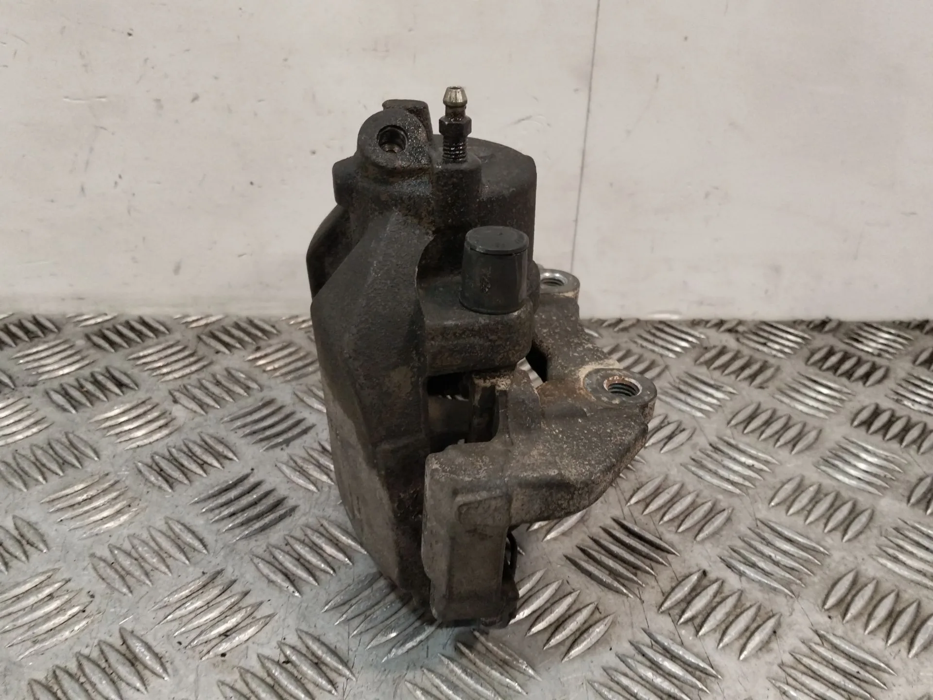 Pinza Freno Delantera Izquierda para Ford Focus C-Max (Dm2)