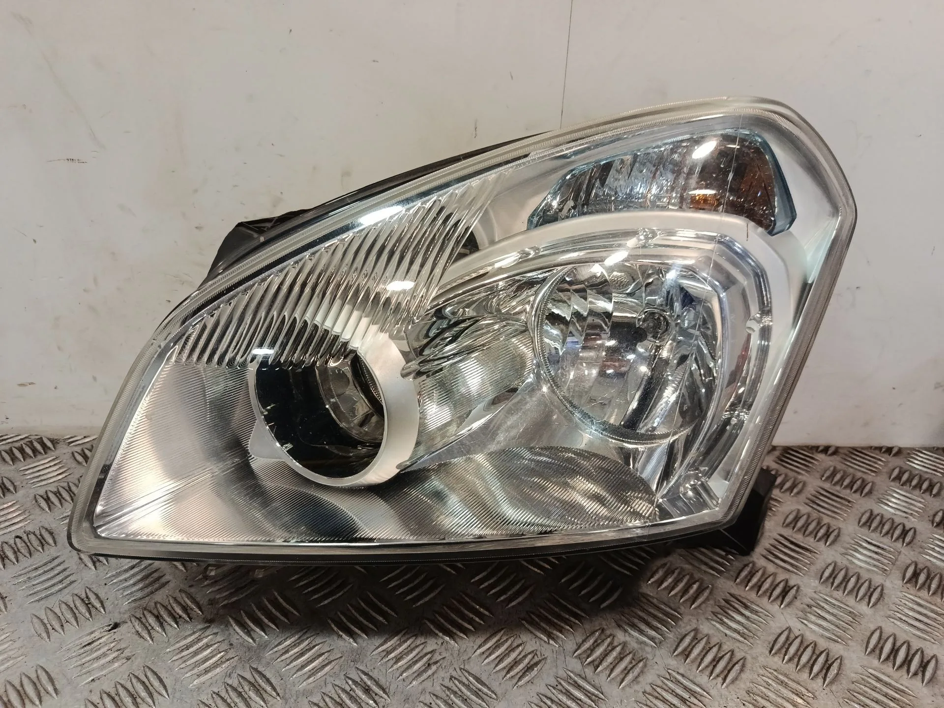 Faro Izquierdo para Nissan Qashqai I (J10, Nj10)