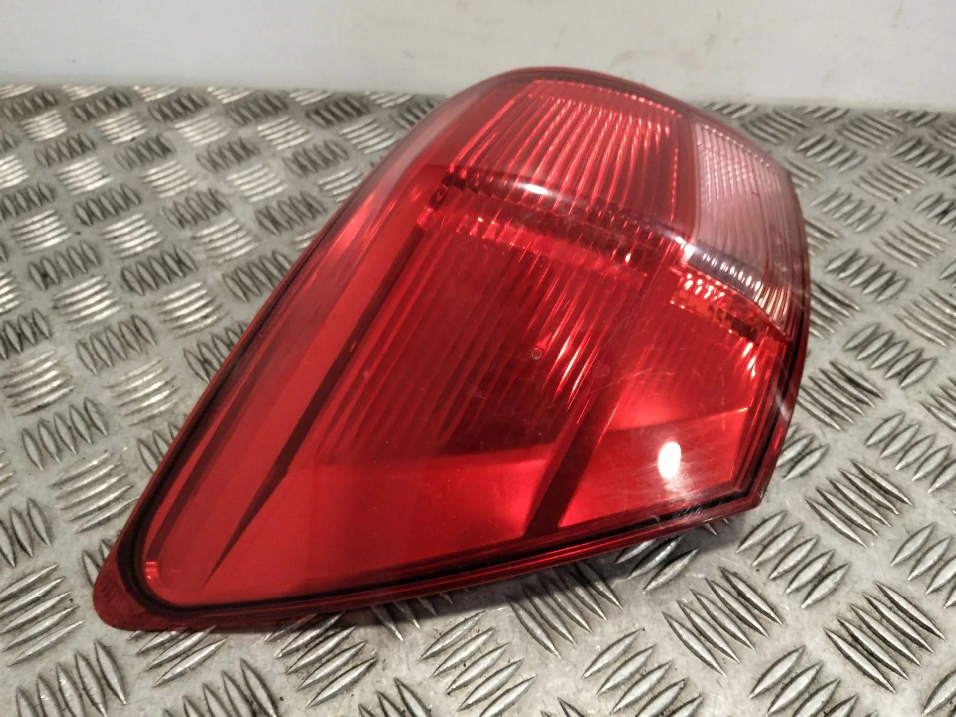 Piloto Trasero Izquierdo para Nissan Qashqai I (J10, Nj10)