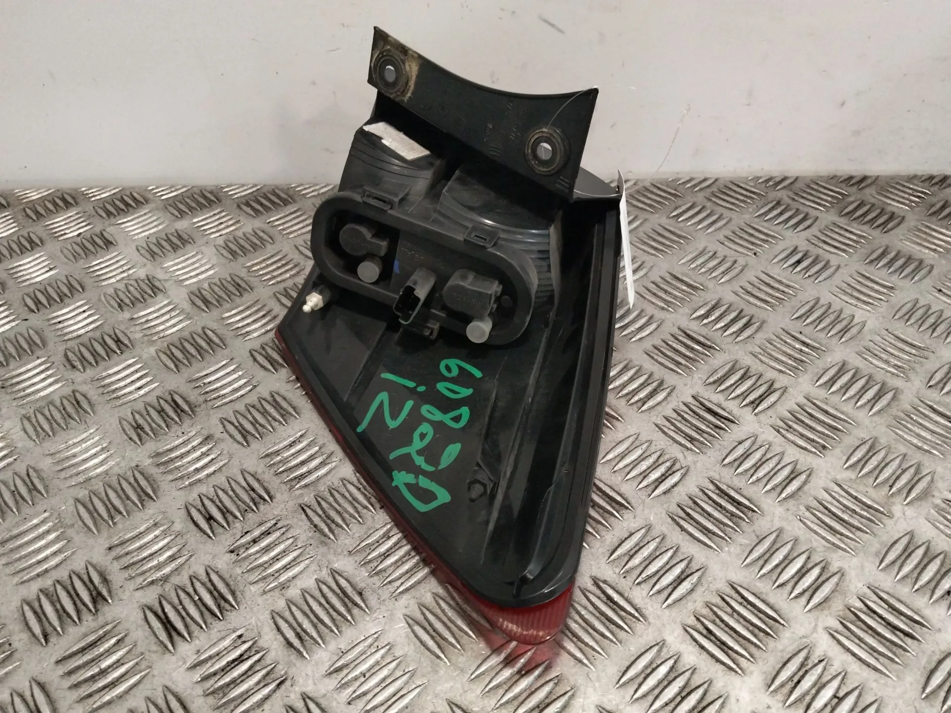Piloto Trasero Izquierdo para Nissan Qashqai I (J10, Nj10)