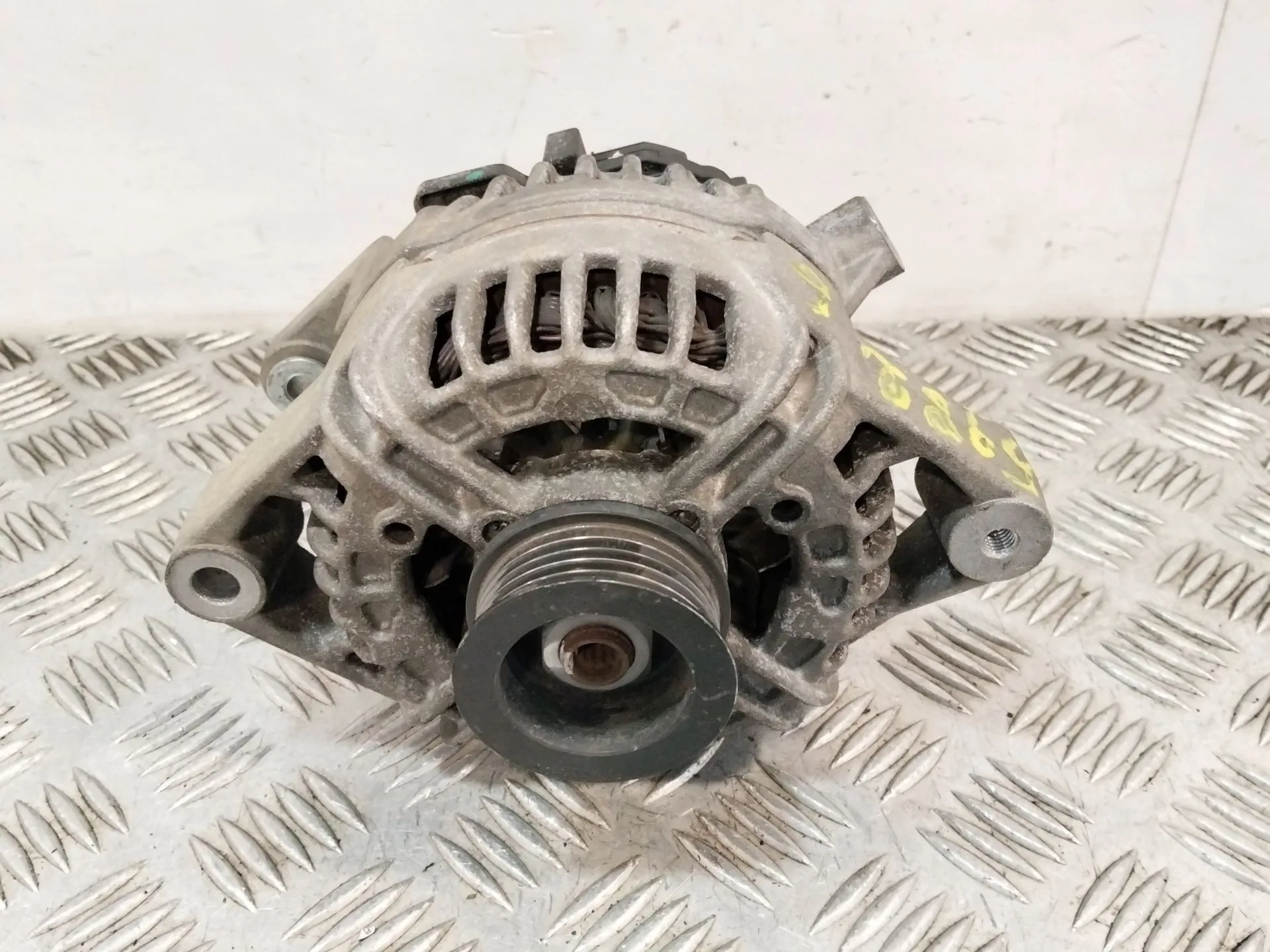 Alternador para Opel Astra H Gtc (A04)
