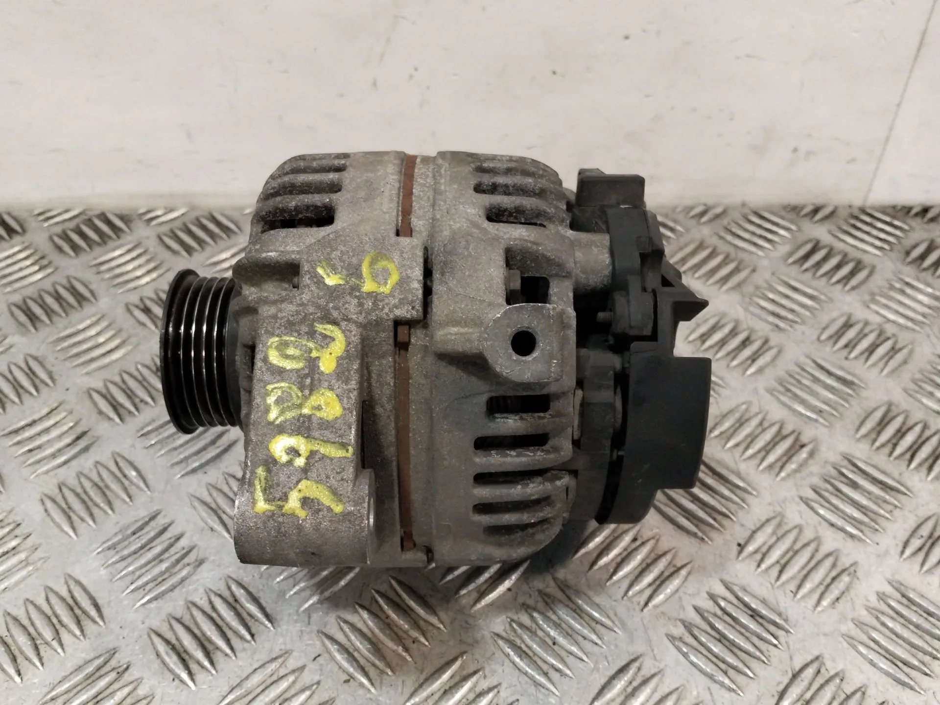Alternador para Opel Astra H Gtc (A04)