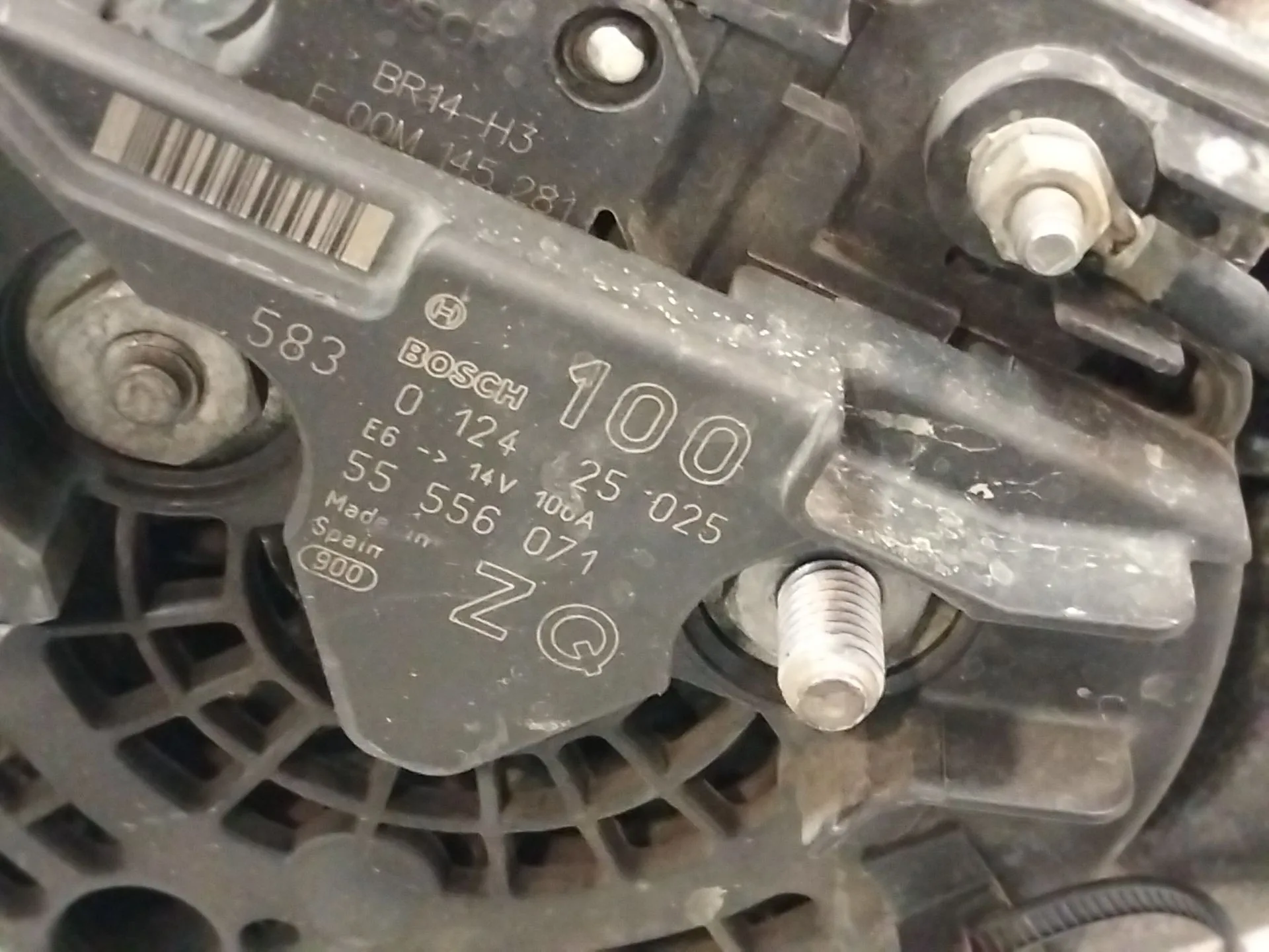 Alternador para Opel Astra H Gtc (A04)
