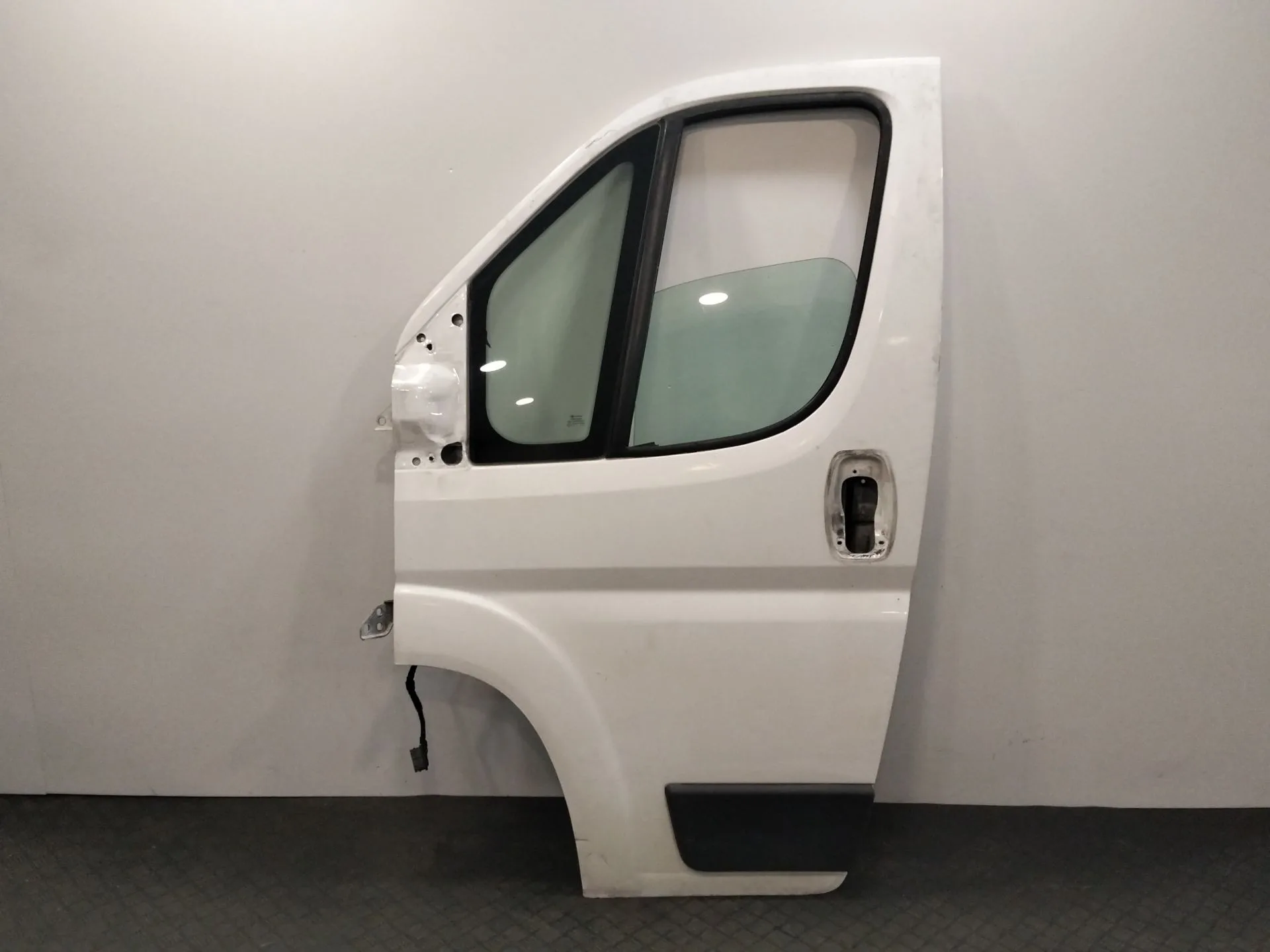 Puerta Delantera Izquierda para Fiat Ducato Caja Cerrada, Techo Elevado 30 (06.2006)