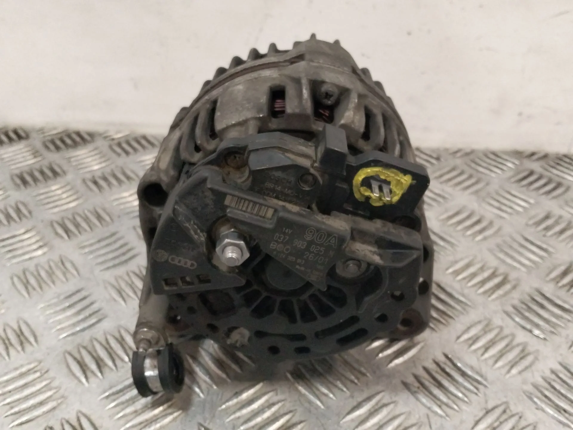 Alternador para Volkswagen Polo (6N2)