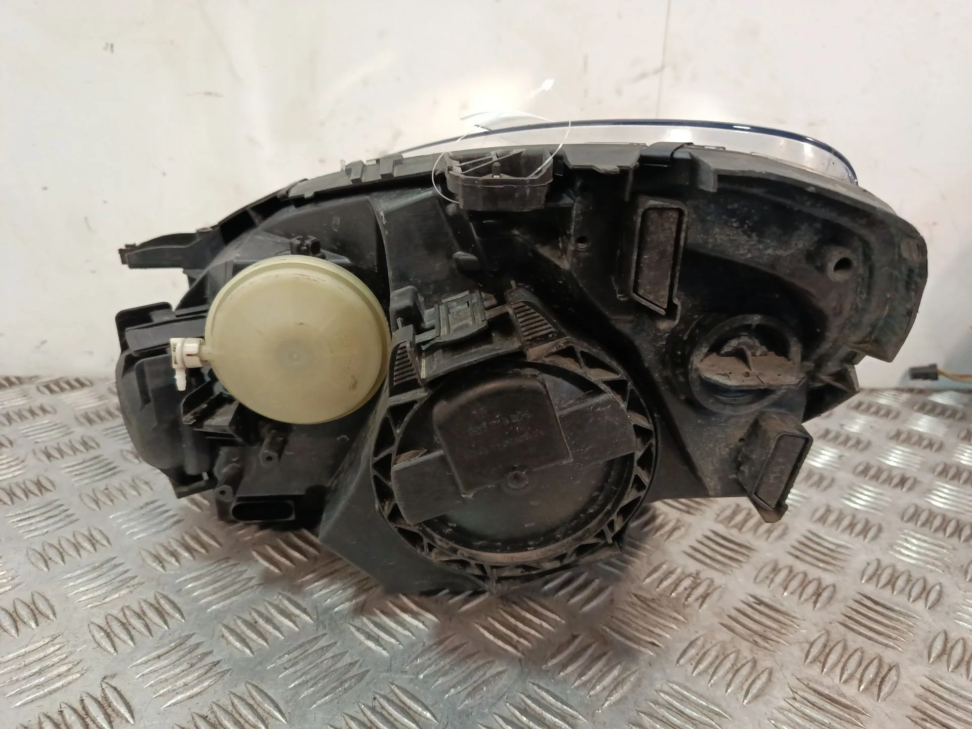 Faro Derecho para Mercedes-Benz Clase B Sports Tourer (W245)