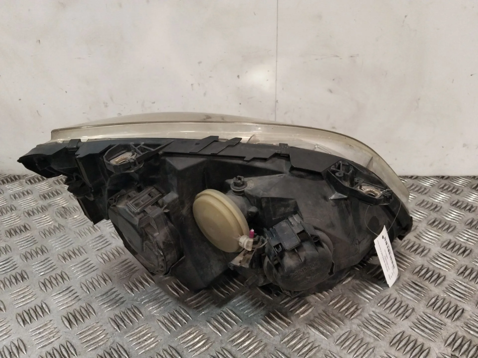 Faro Izquierdo para Mercedes-Benz Clase B Sports Tourer (W245)