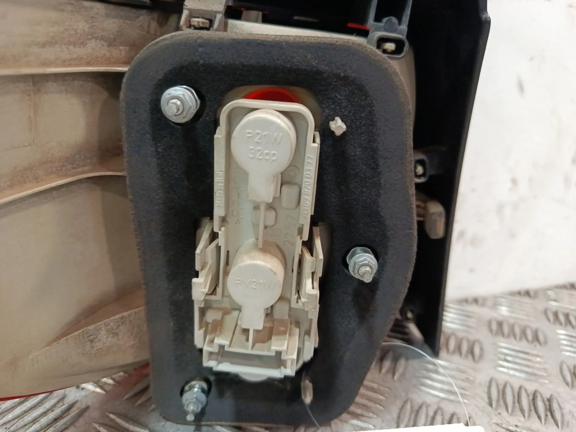 Piloto Trasero Derecho para Mercedes-Benz Clase B Sports Tourer (W245)