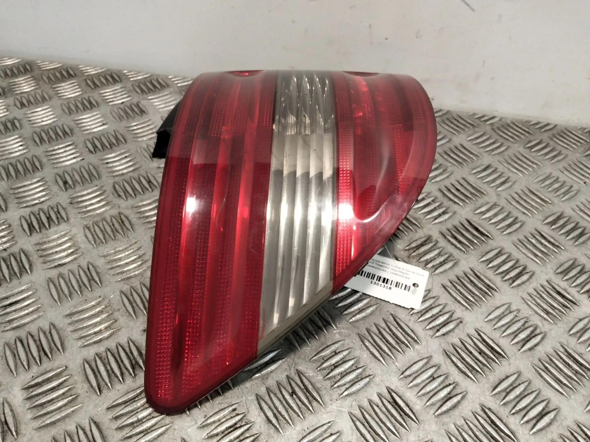 Piloto Trasero Izquierdo para Mercedes-Benz Clase B Sports Tourer (W245)