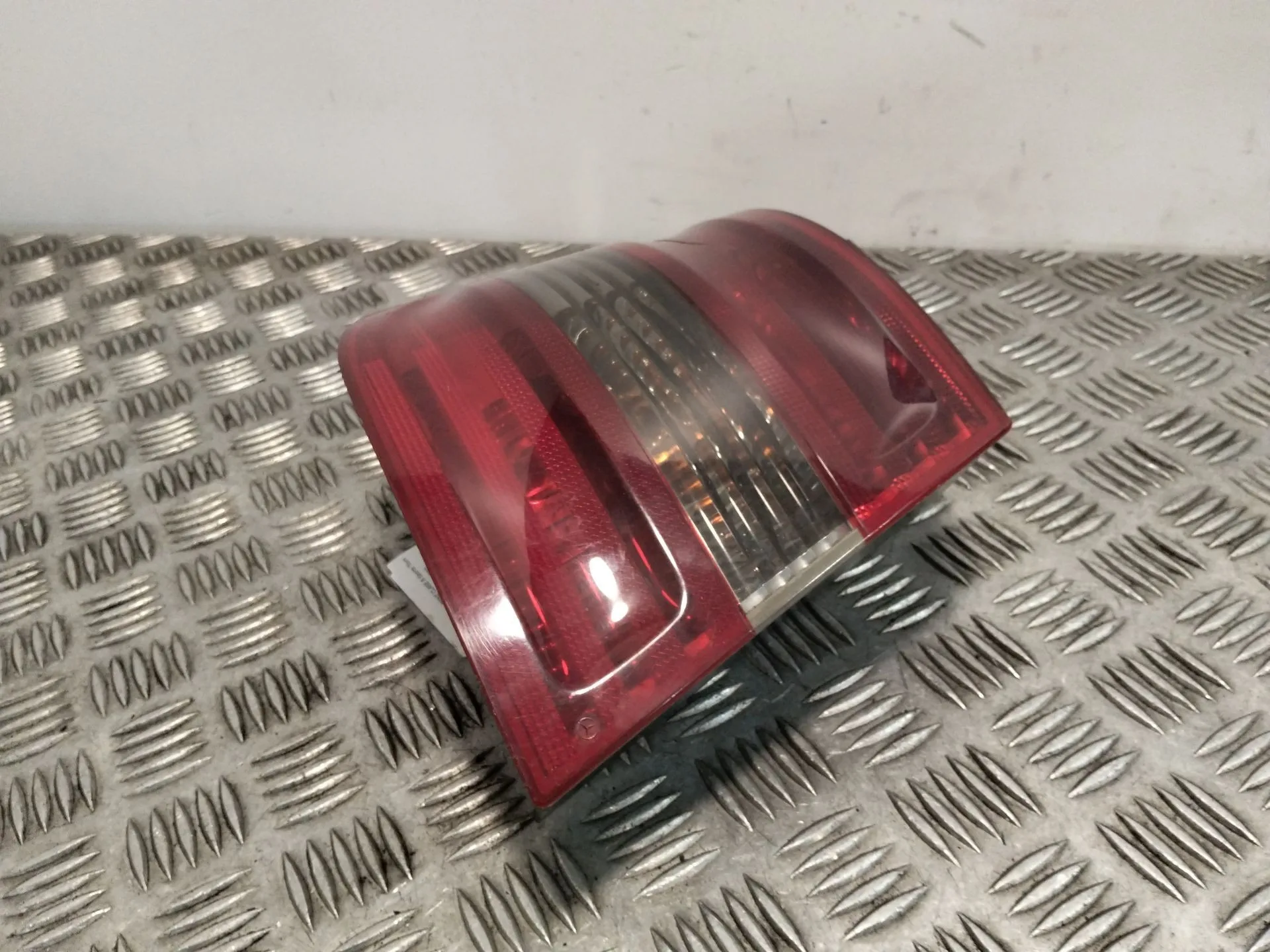 Piloto Trasero Izquierdo para Mercedes-Benz Clase B Sports Tourer (W245)