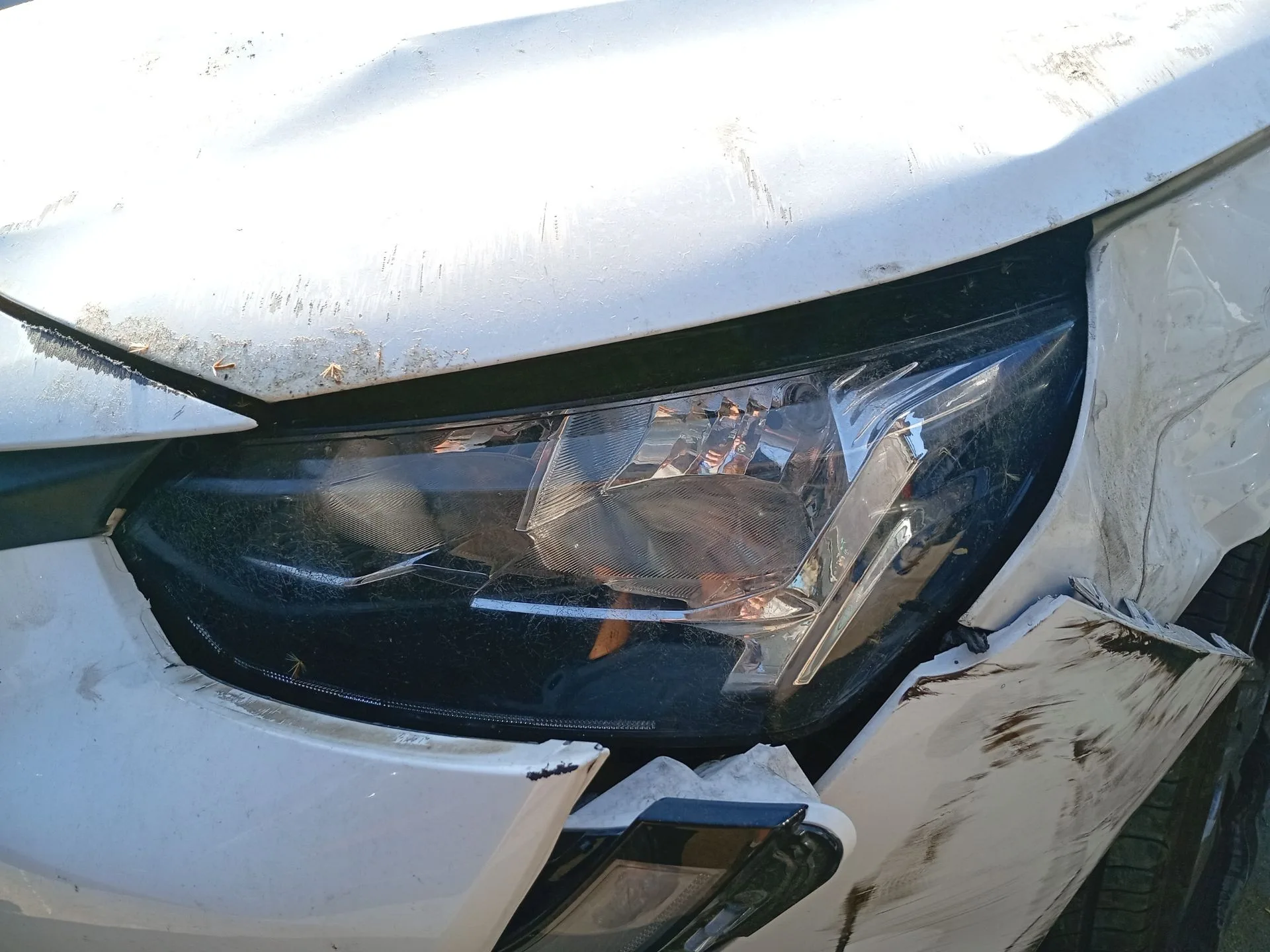 Faro Izquierdo para Peugeot 208 Ii (Ub_, Up_, Uw_, Uj_)
