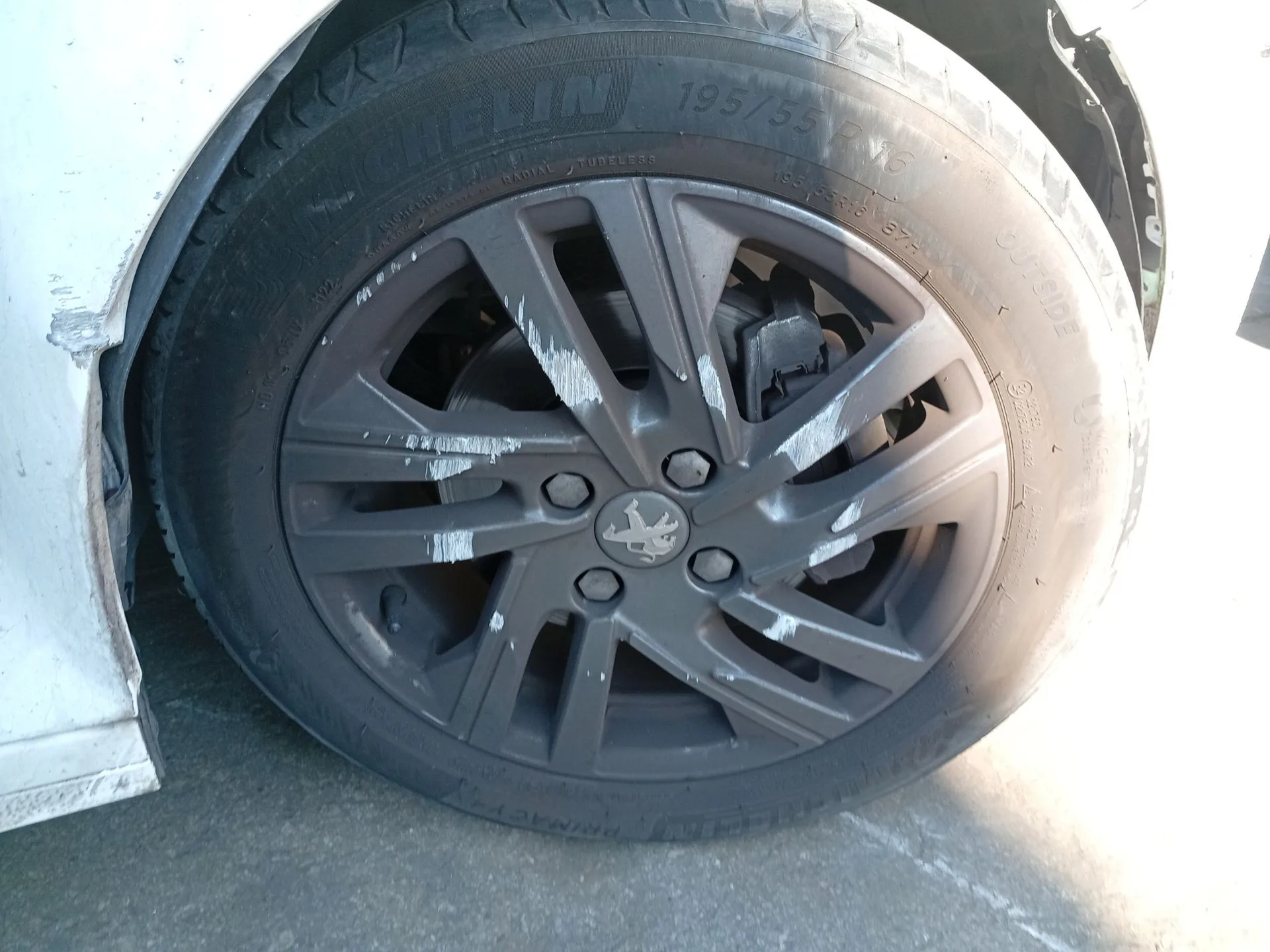Mangueta Delantera Derecha para Peugeot 208 Ii (Ub_, Up_, Uw_, Uj_)