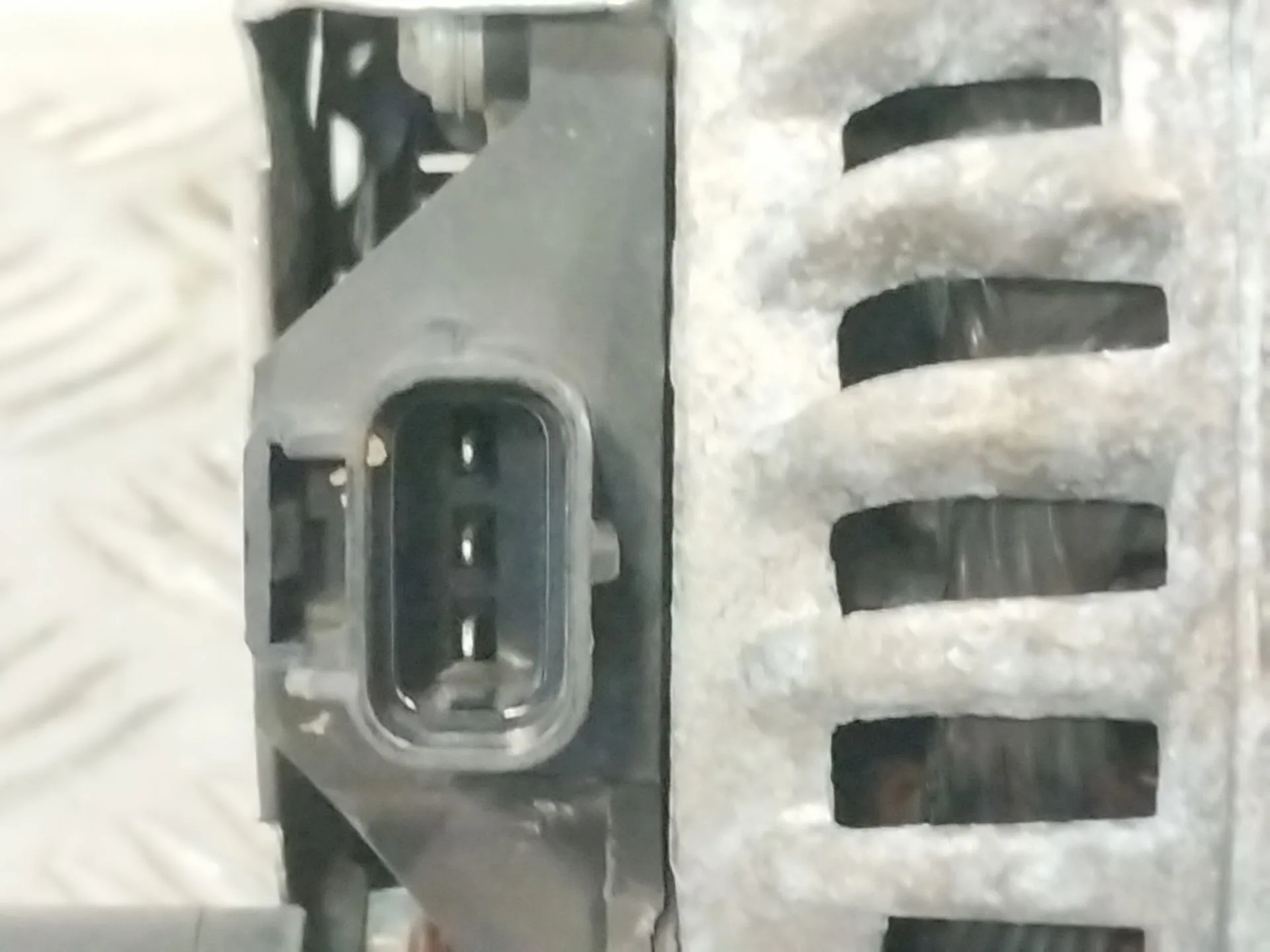 Alternador para Ford Fiesta V (Jh_, Jd_)