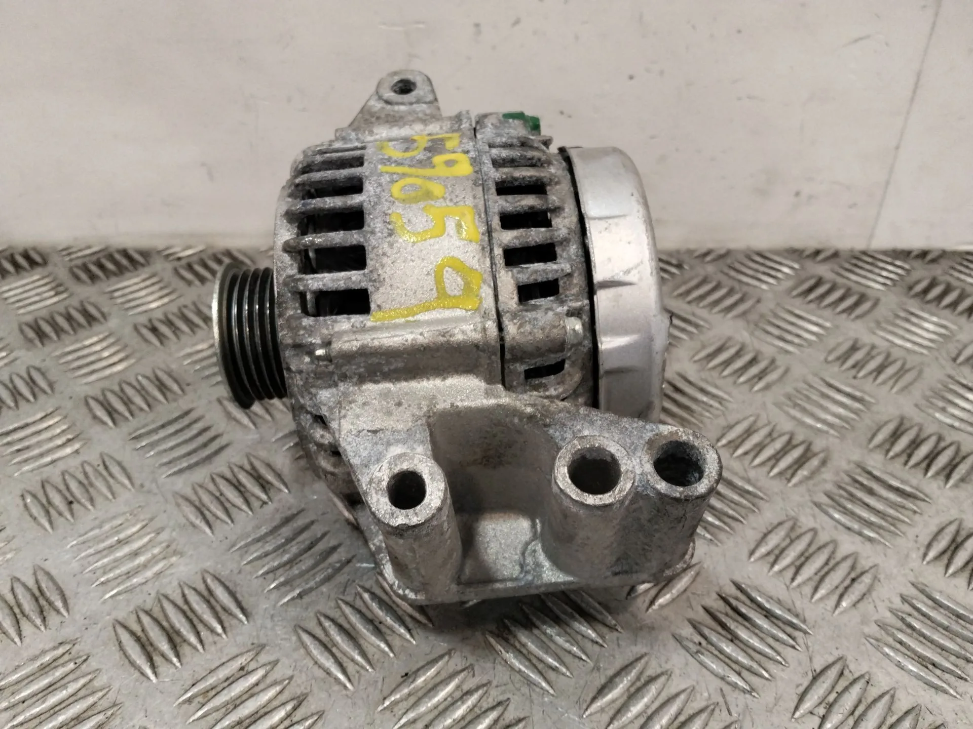 Alternador para Ford Fiesta V (Jh_, Jd_)