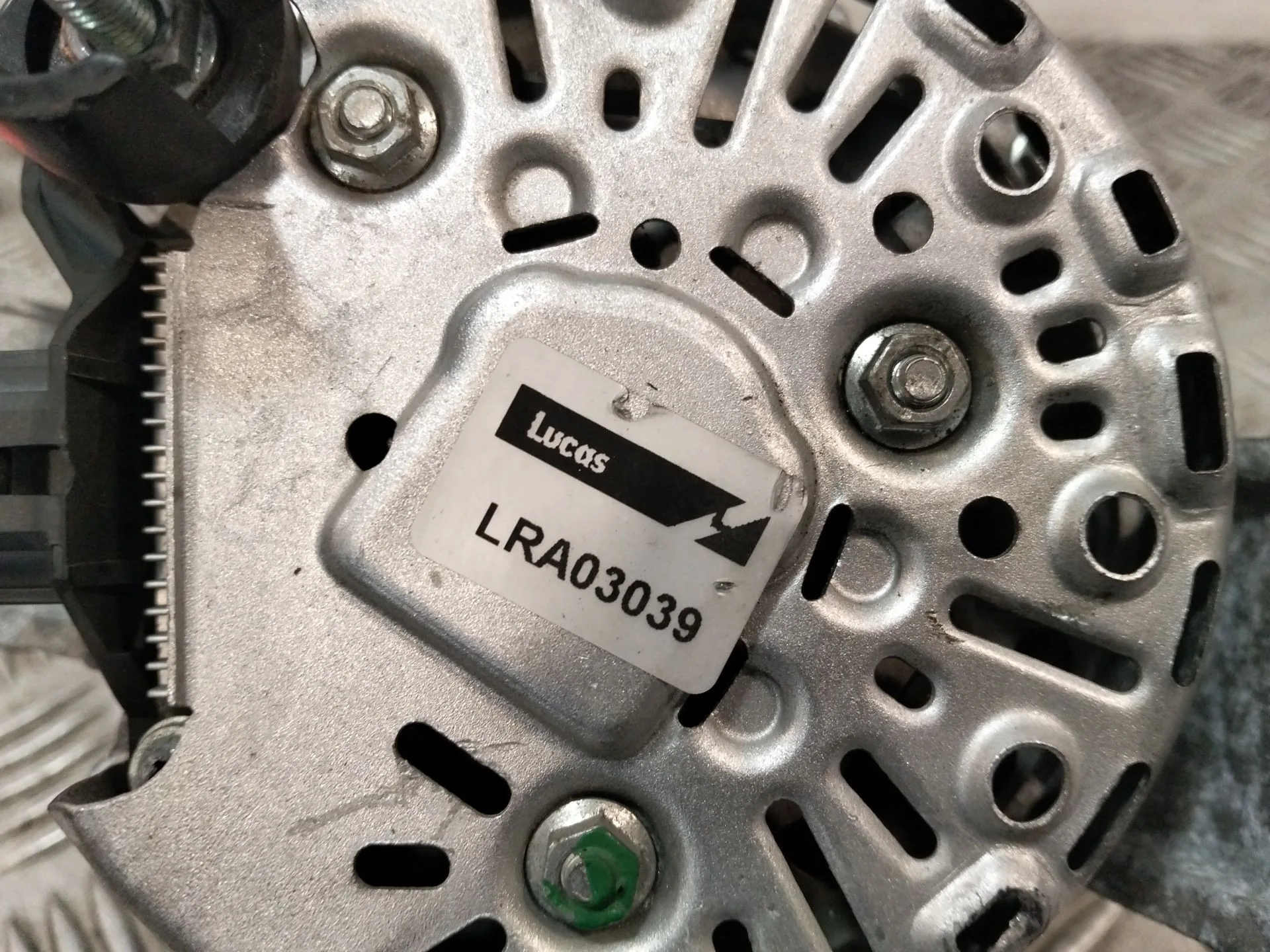 Alternador para Ford Fiesta V (Jh_, Jd_)