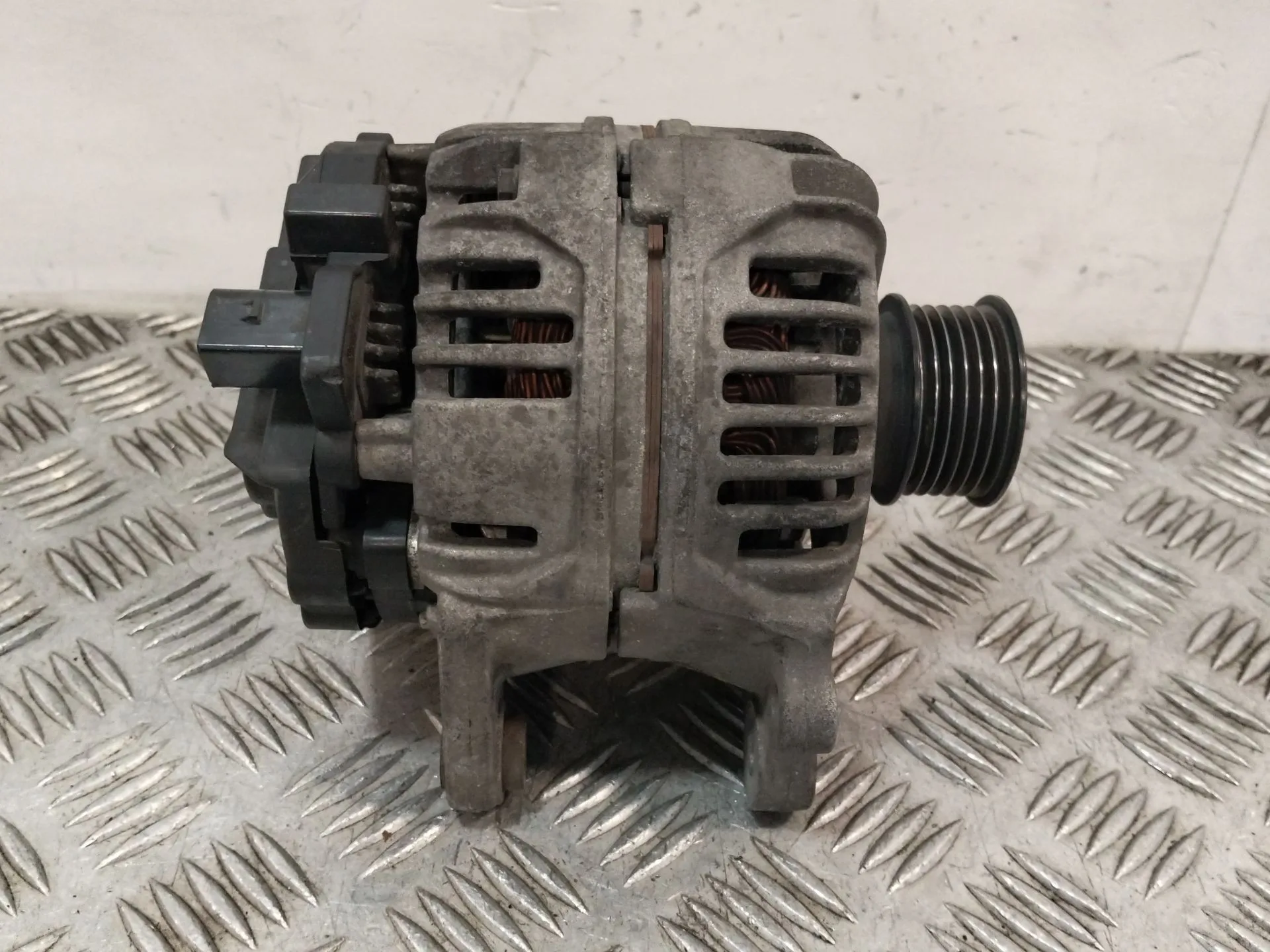 Alternador para Volkswagen Lupo I (6X1, 6E1)