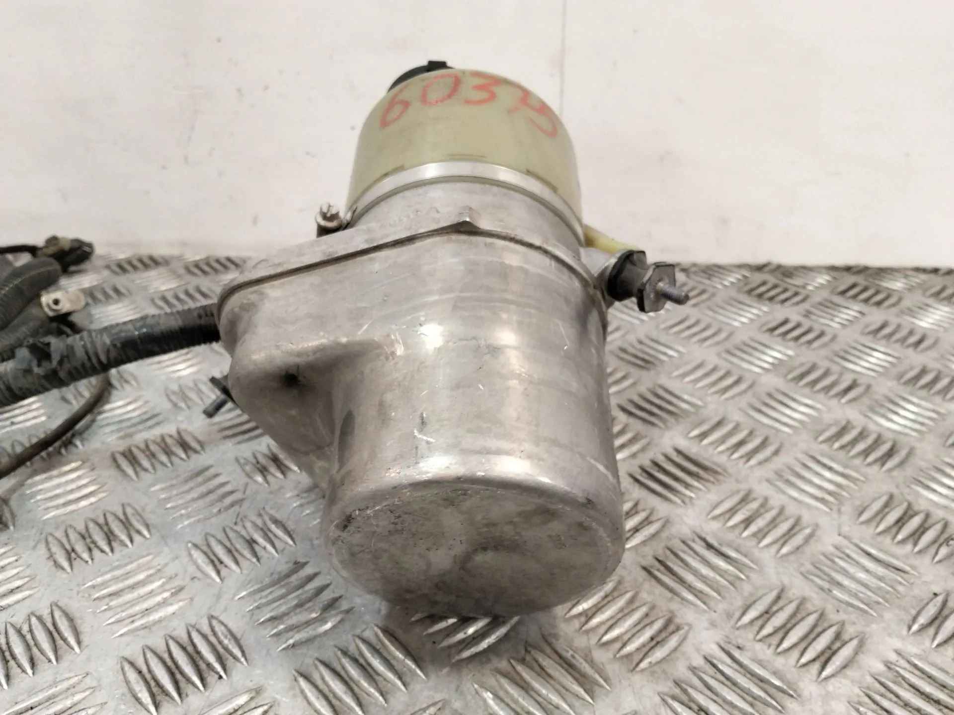 Bomba Direccion para Opel Zafira / Zafira Family B (A05)
